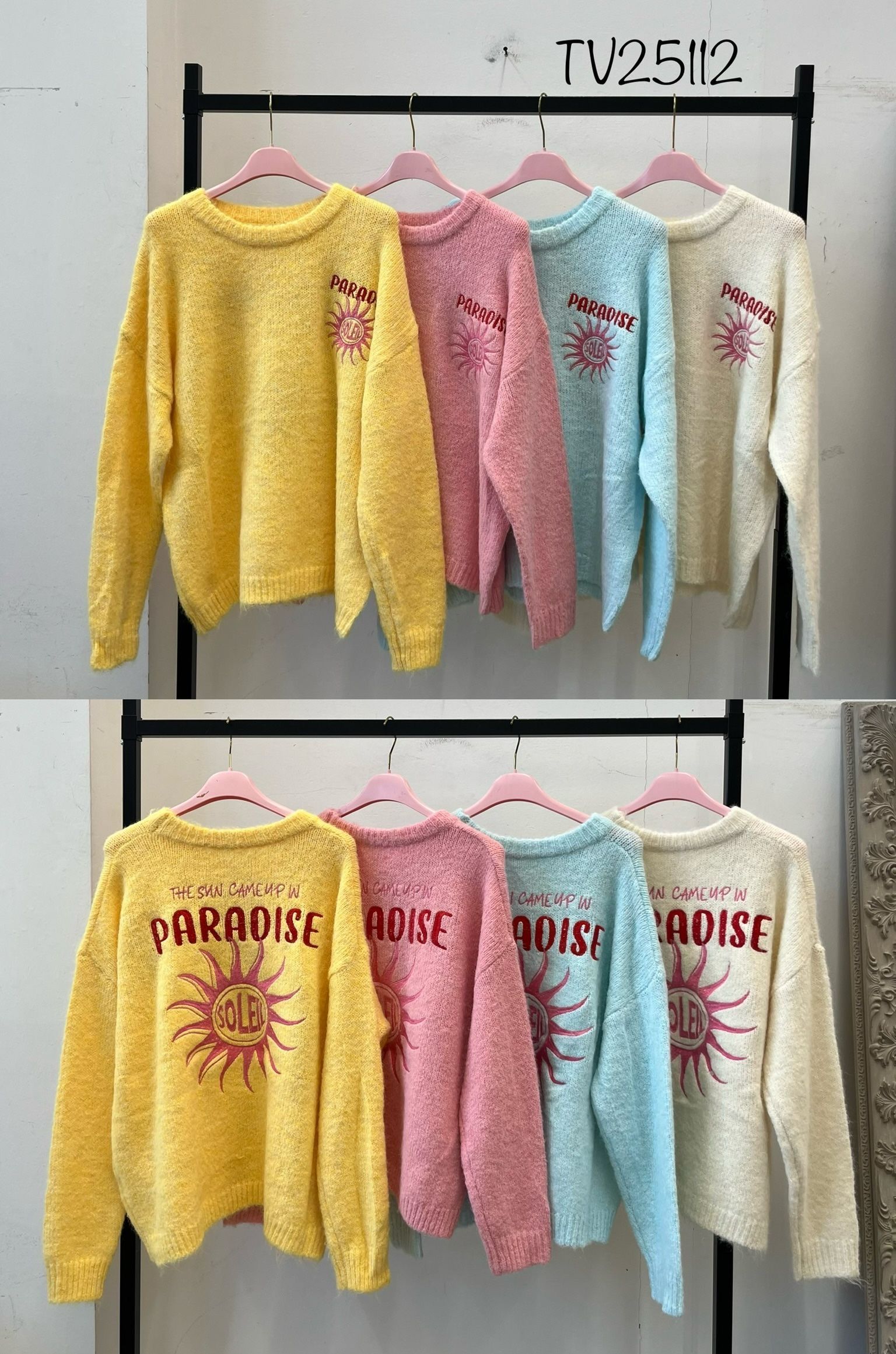 Sweatshirt