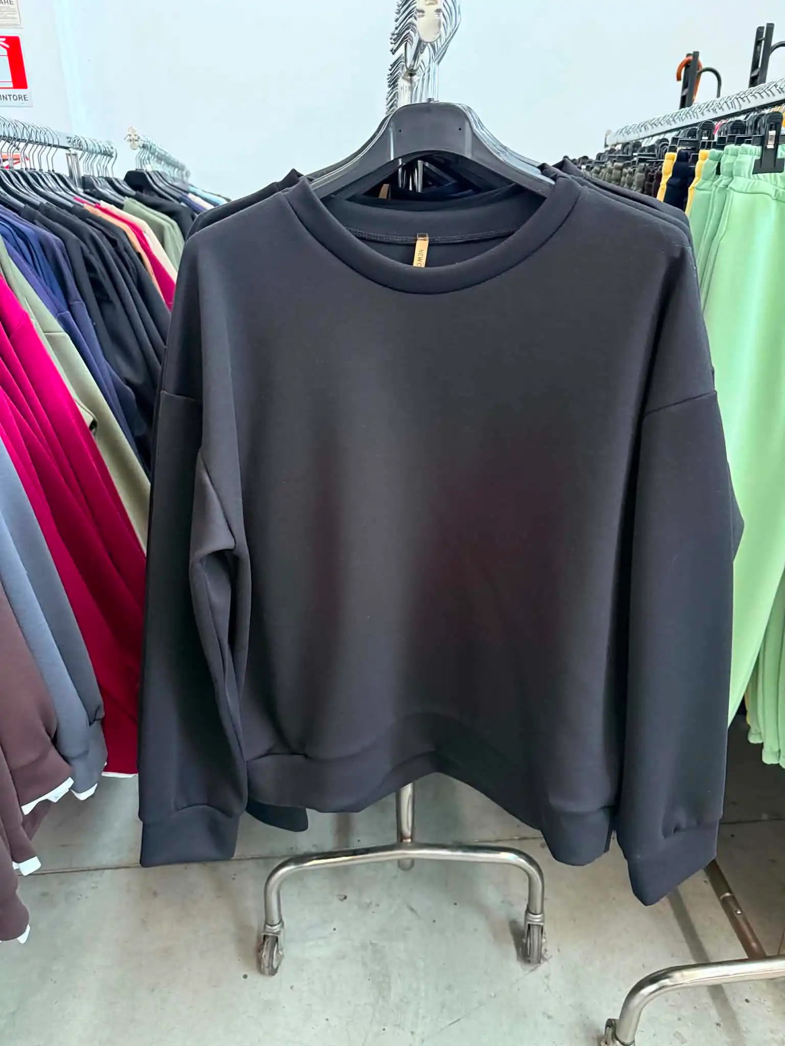 Sweatshirt
