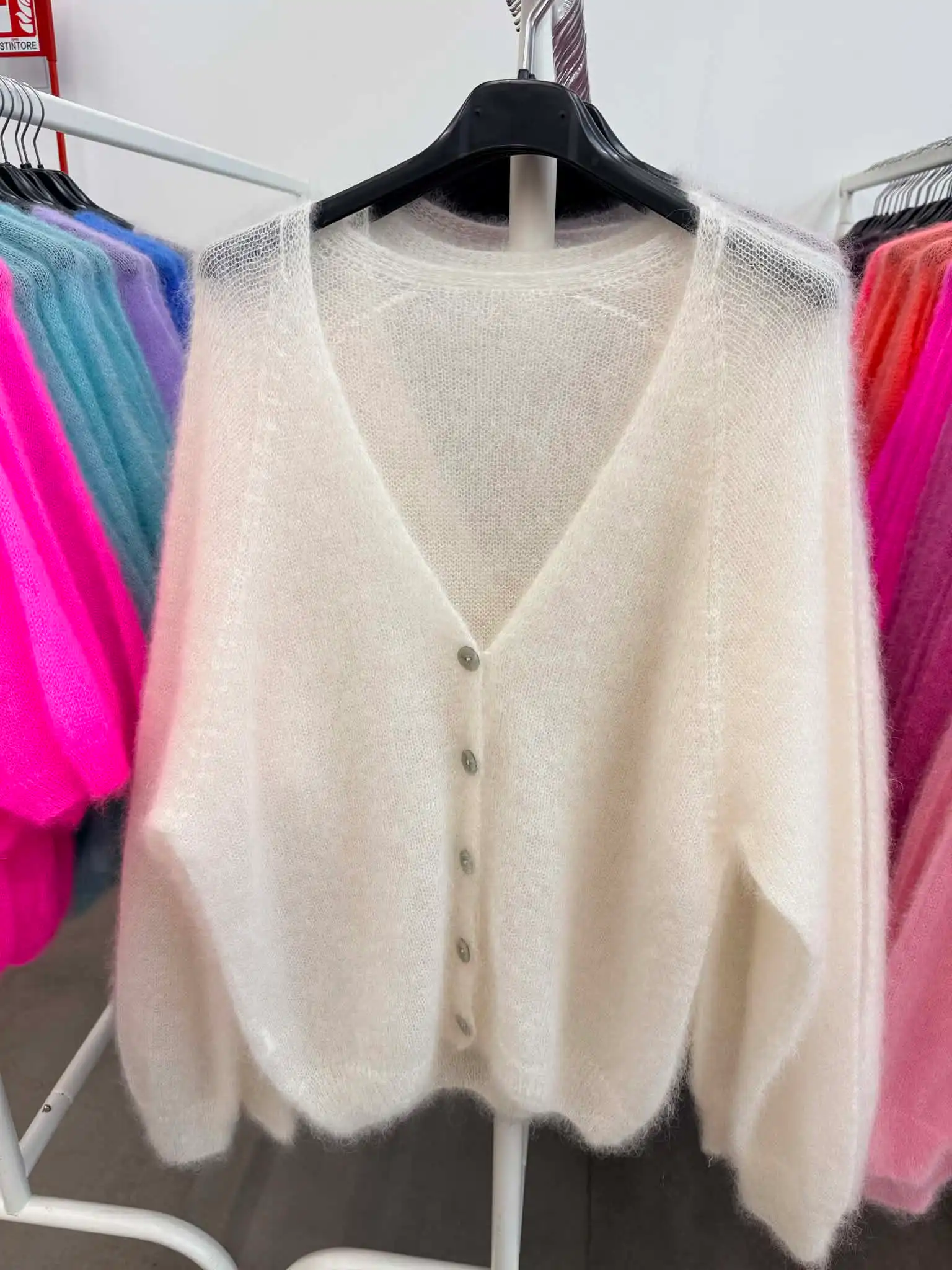 Weicher V‑Neck Cardigan