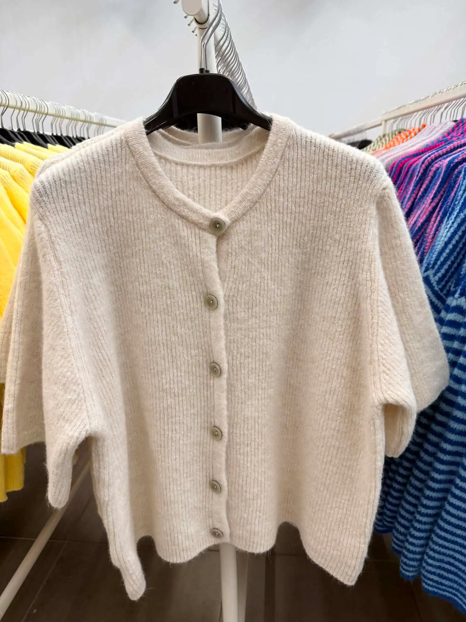 Gerippter Kurzarm-Cardigan