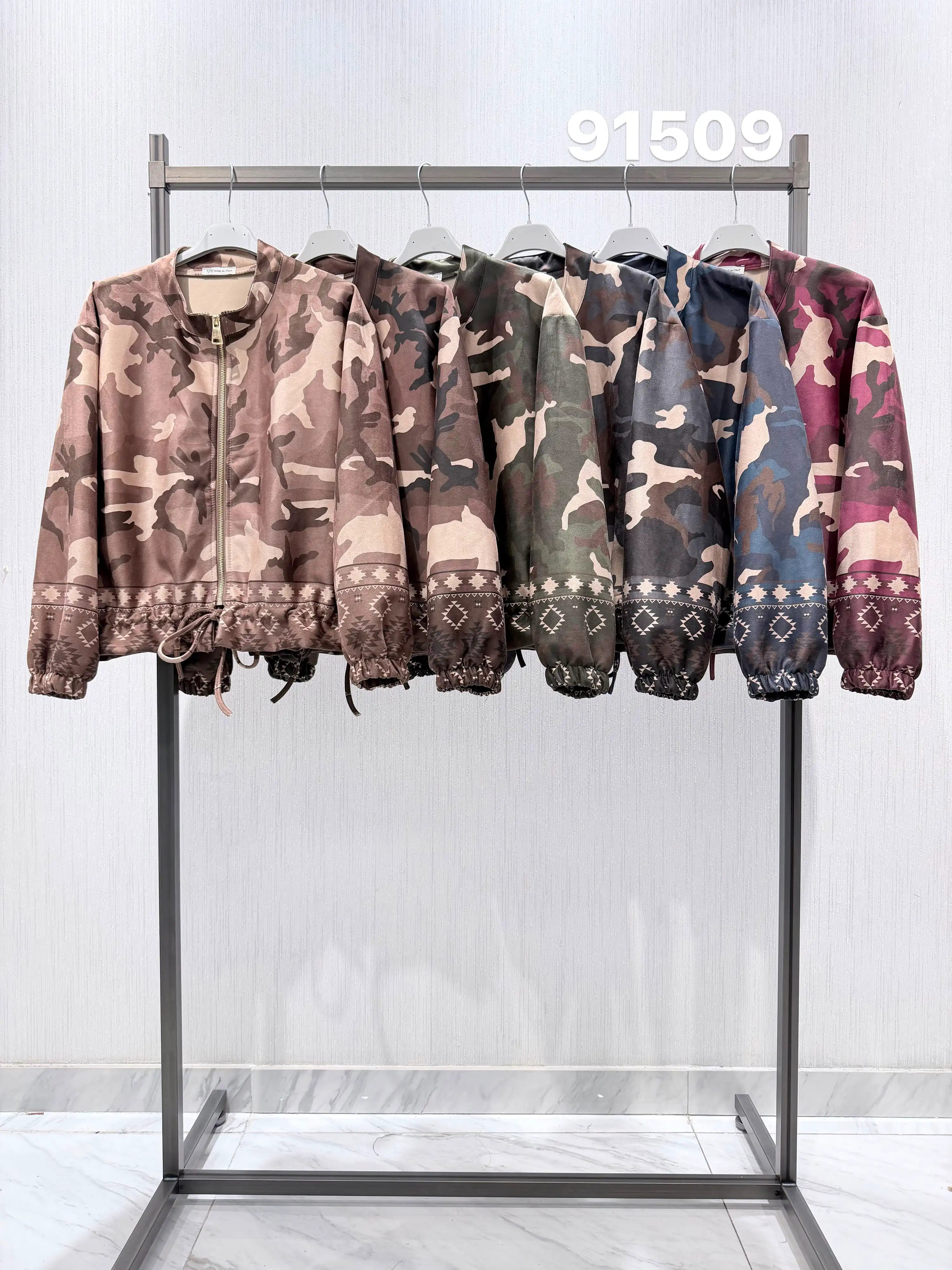 Kapuzinerjacke mit Reißverschluss