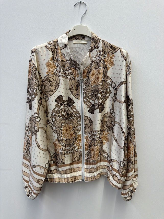 Jacke
