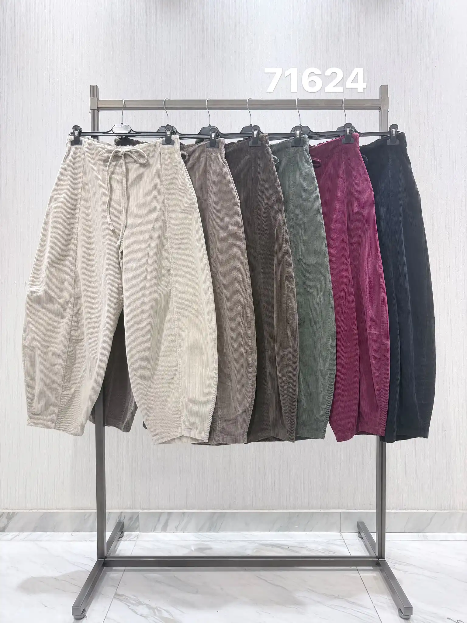 Lockere gerade Hose