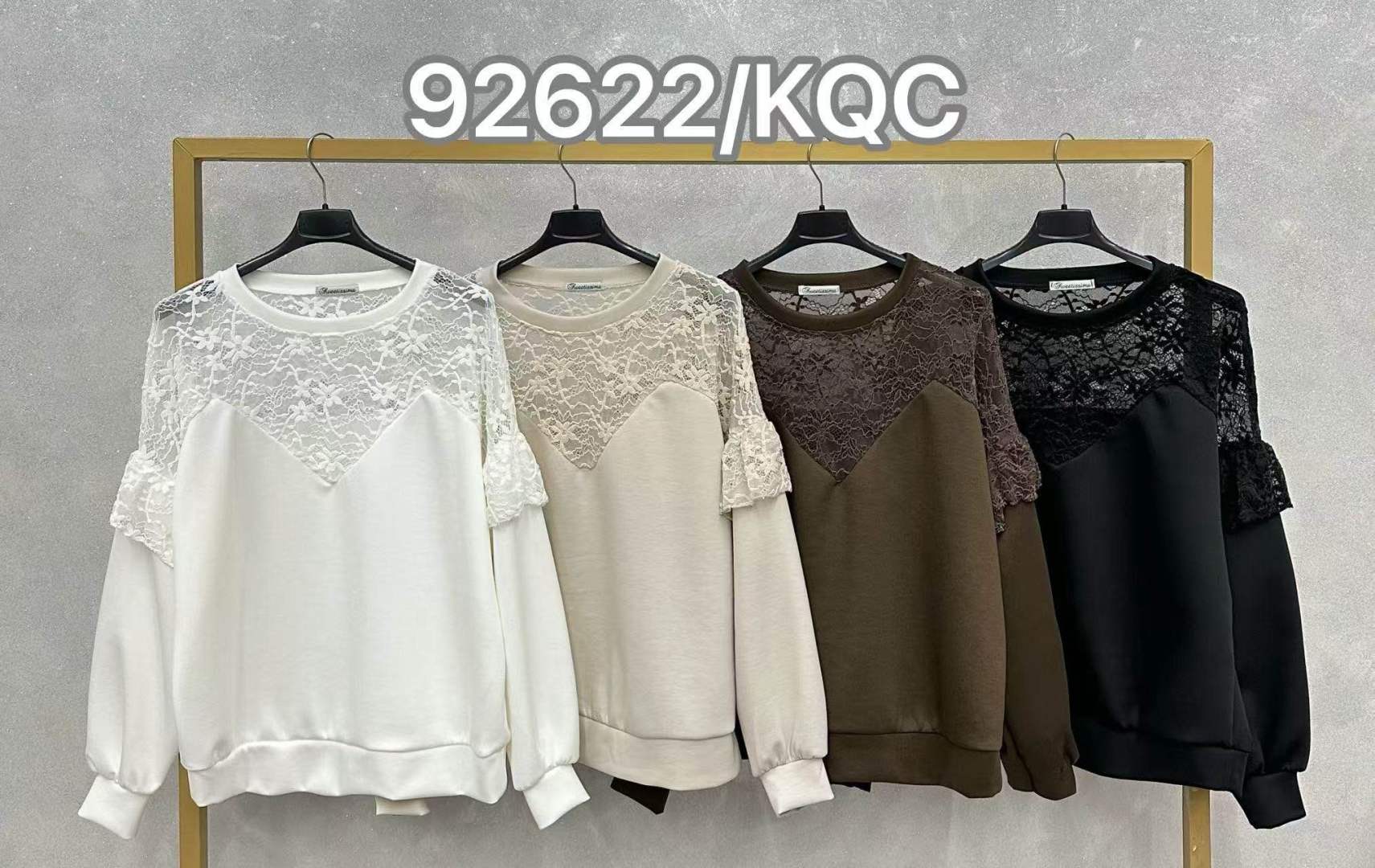 Regular-Bluse mit Spitzenbesatz