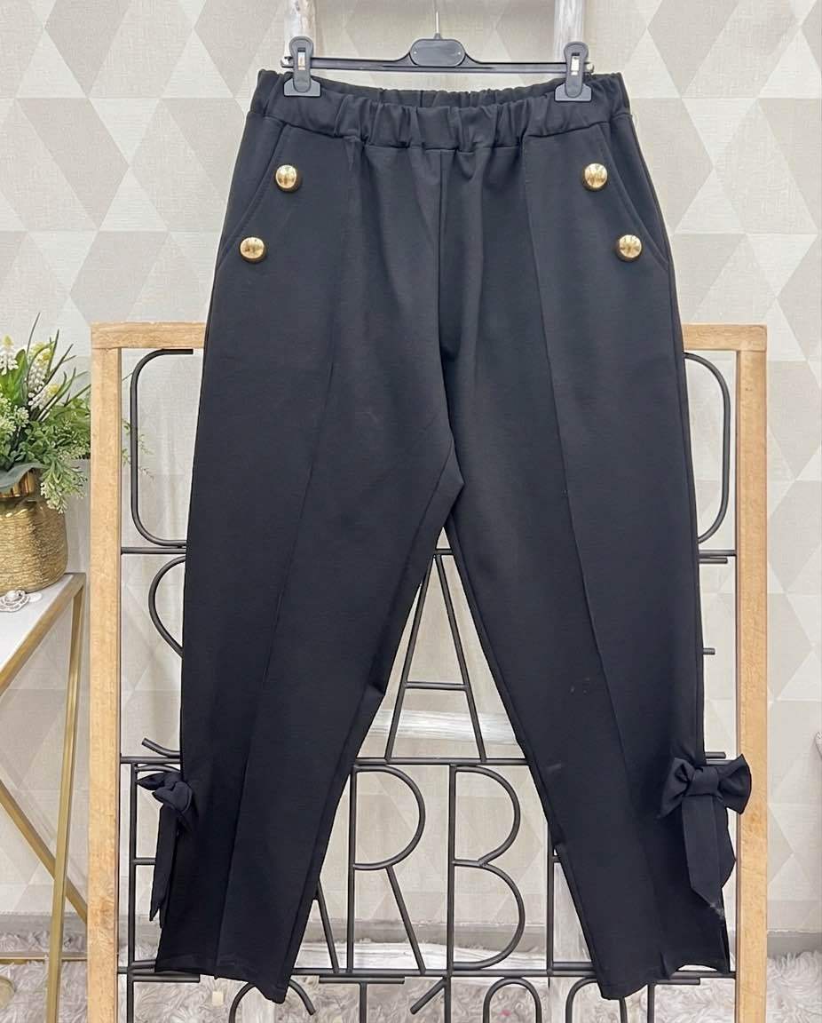 Zigarettenhose mit Schleifen