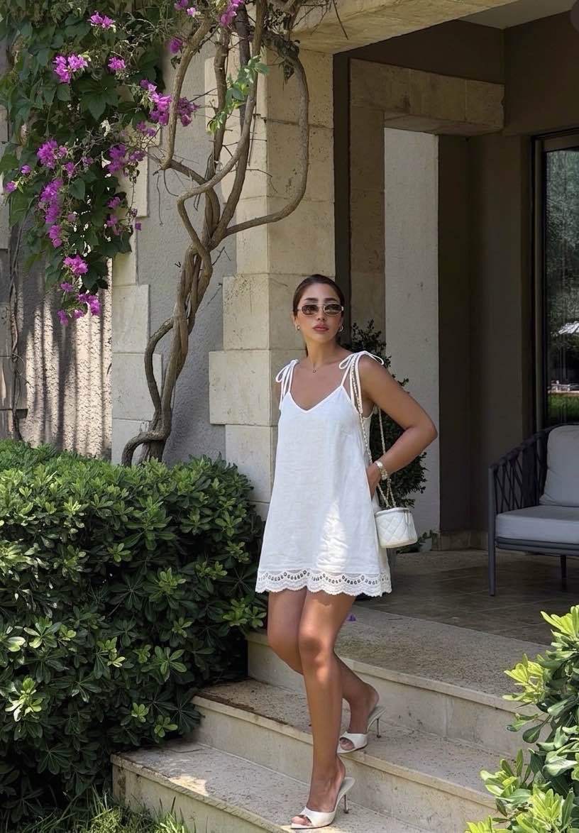 A-Linien Mini-Kleid mit V-Ausschnitt