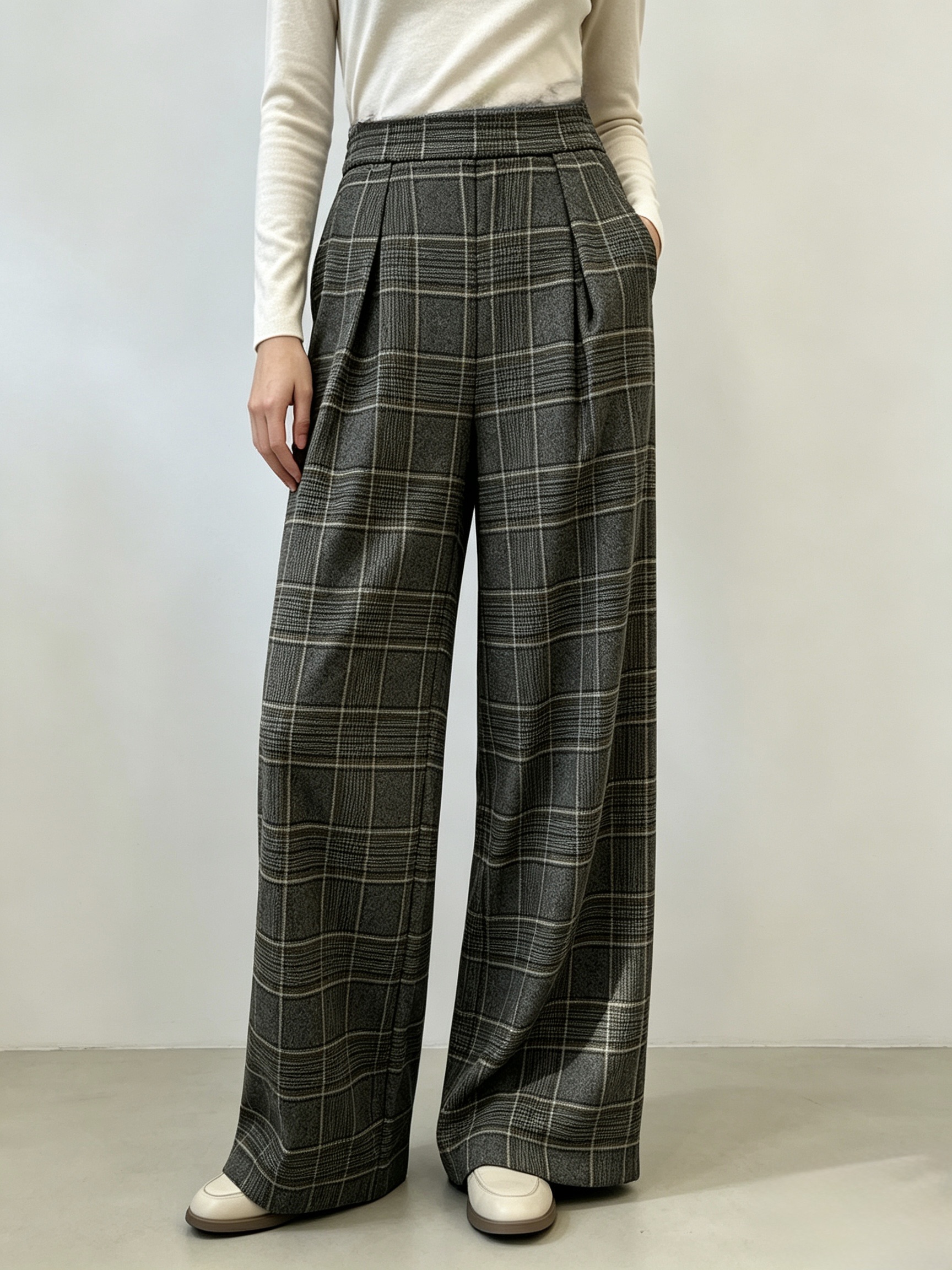 Weite Hose mit Bundfalten