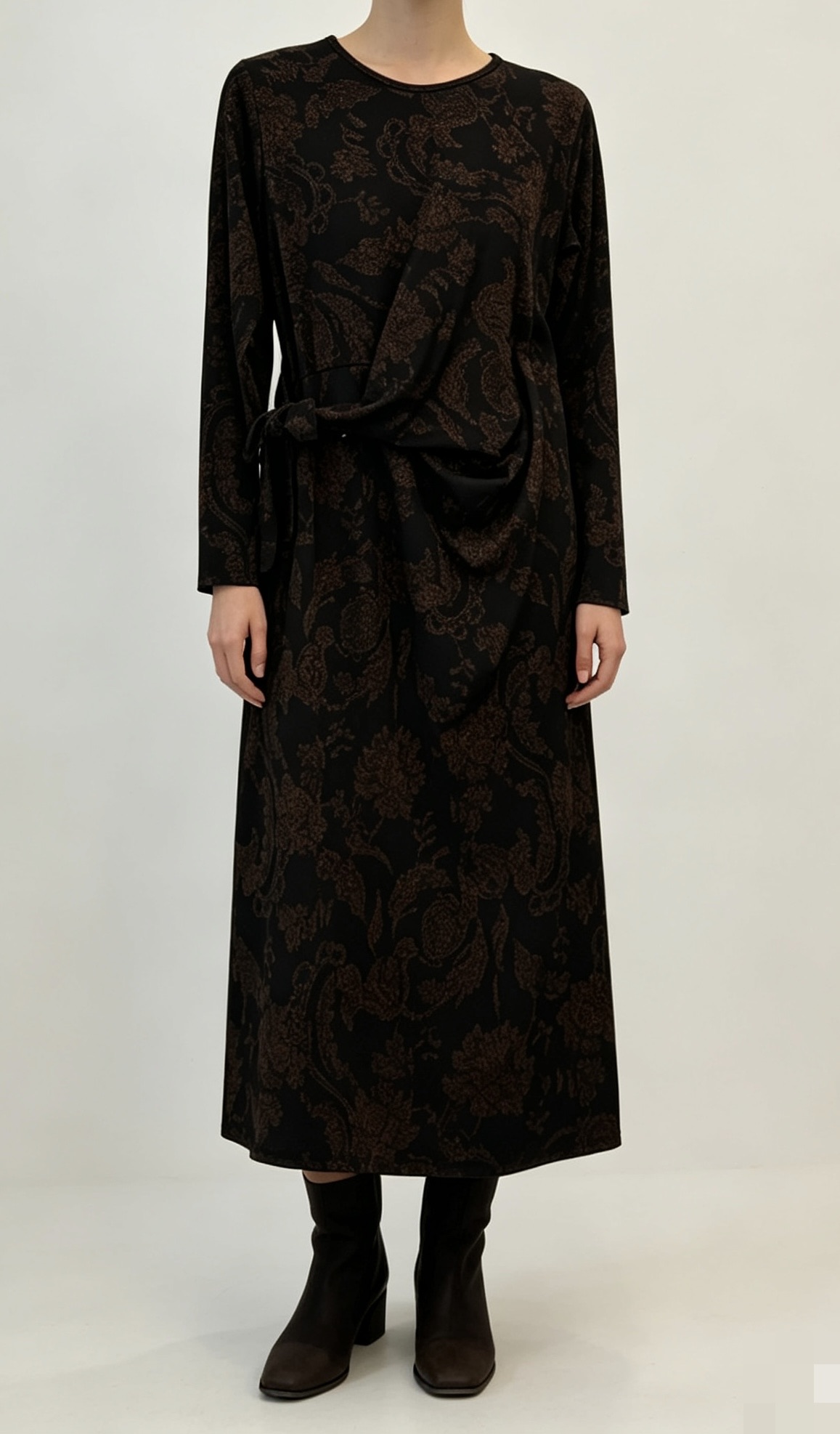 Midi-Kleid mit Taillenraffung