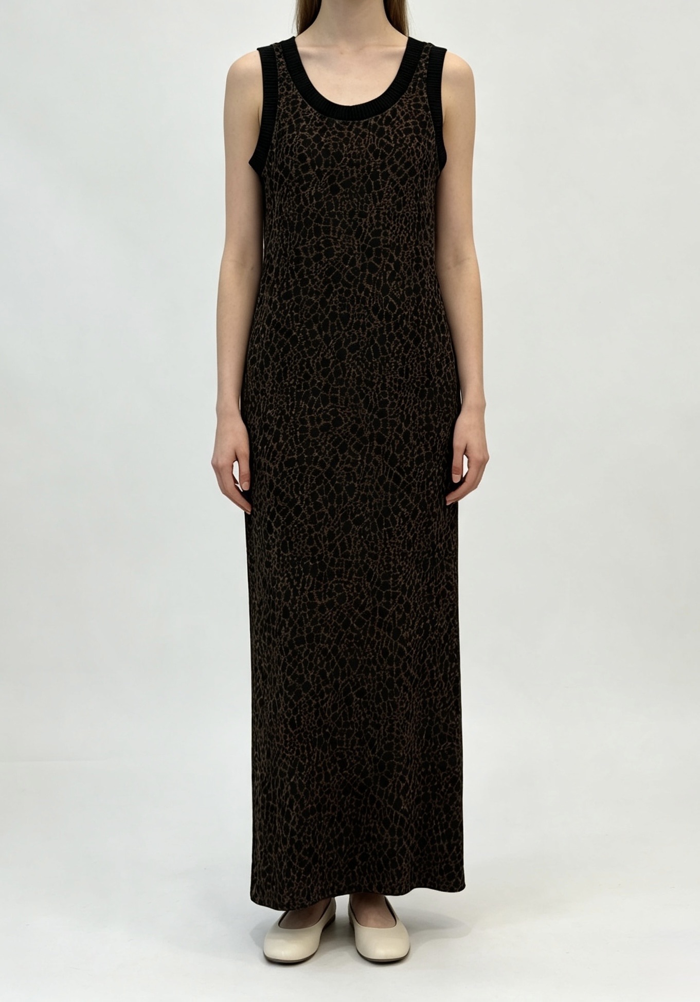 Gerades Maxikleid Ärmellos