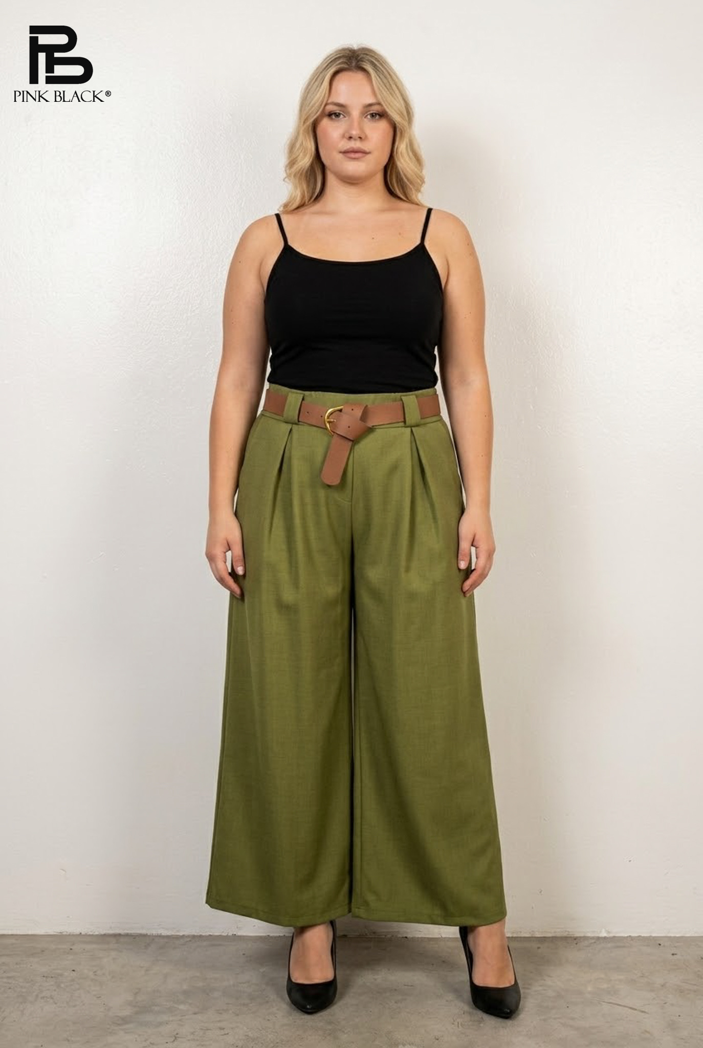 Weite Hose mit Bundfalten