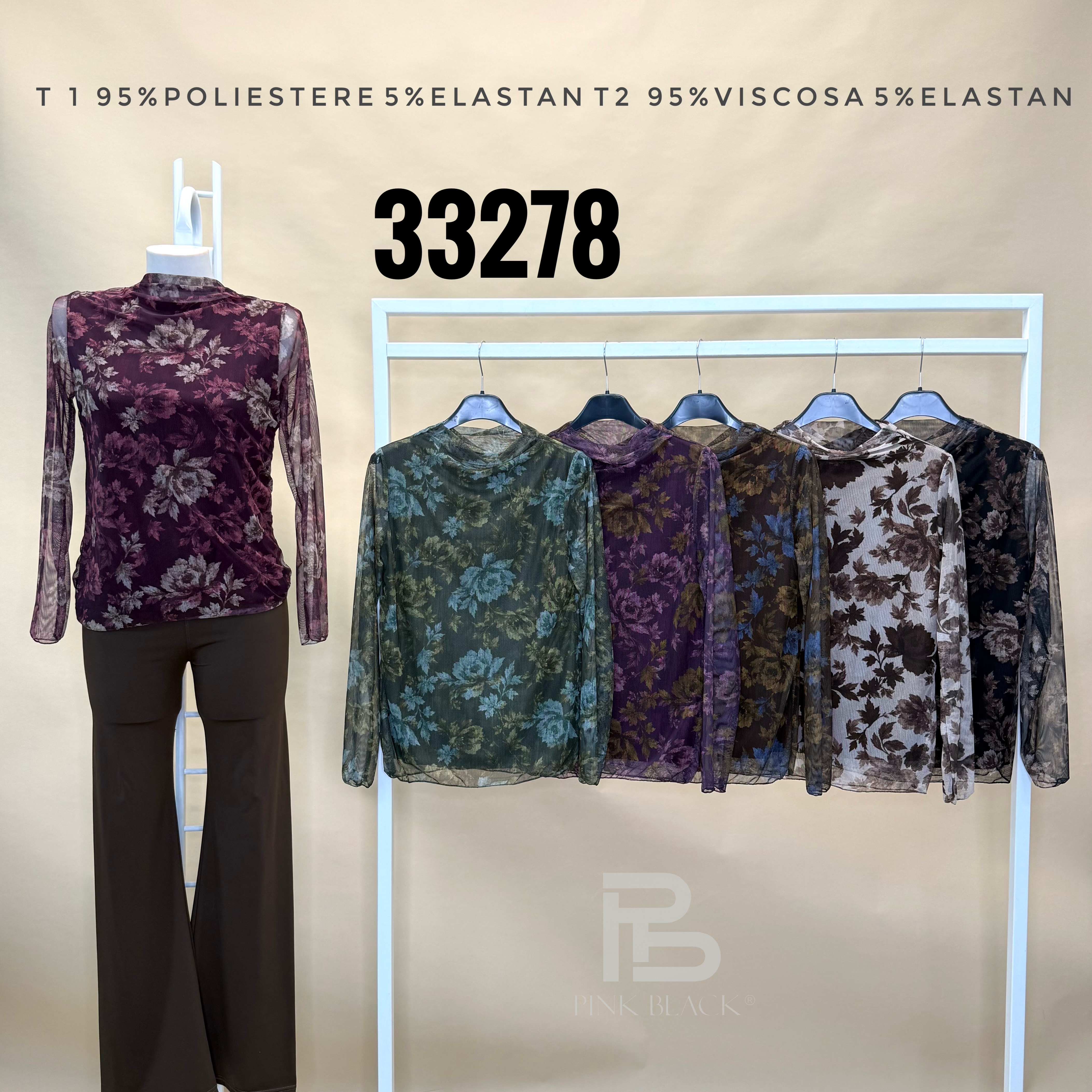 Figurnahes Top mit halbem Rollkragen