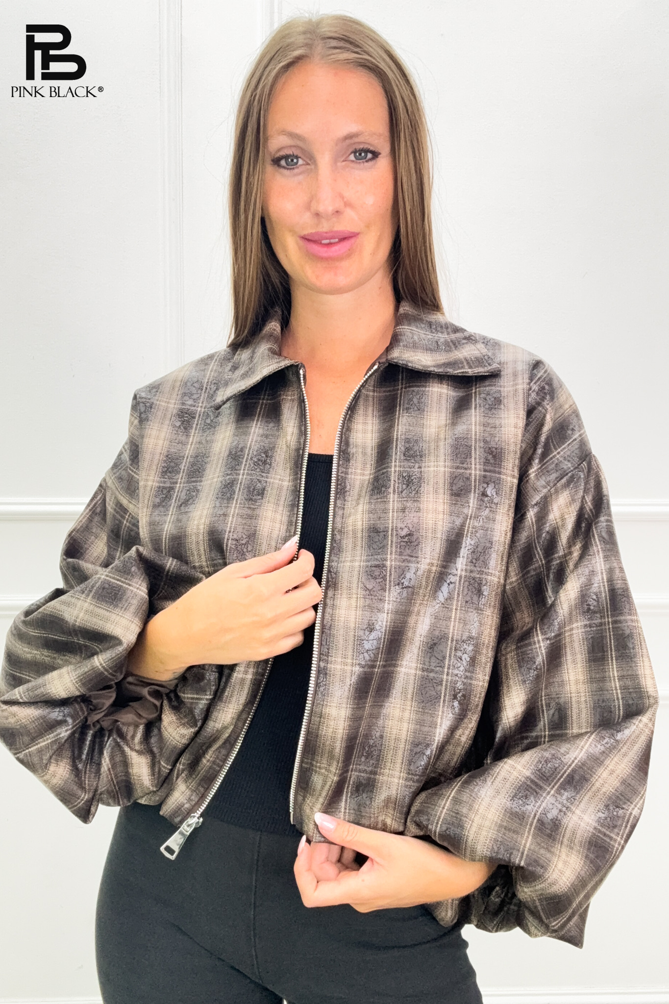 Kurze gerade Jacke