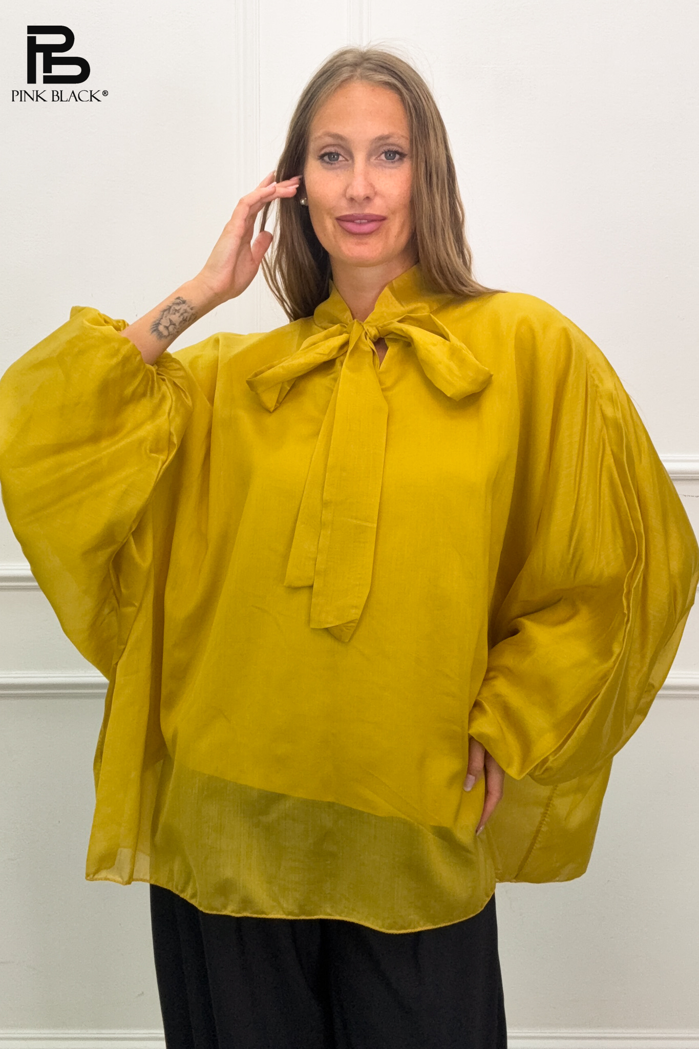 Oversize-Bluse mit Kragen