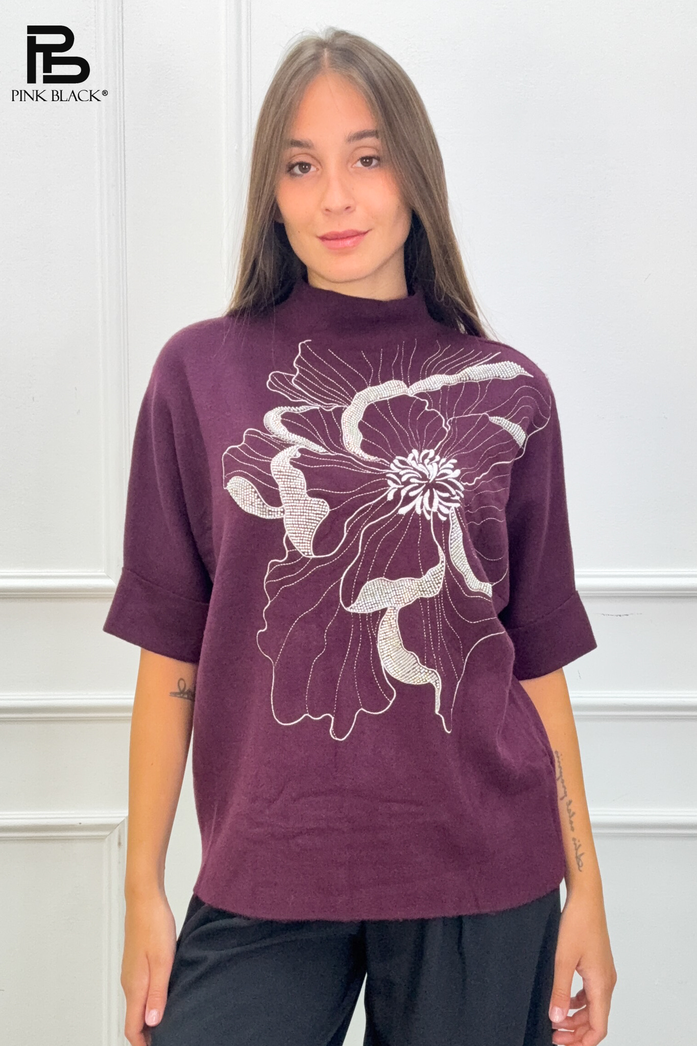 Lässiger Pullover mit Halbrollkragen