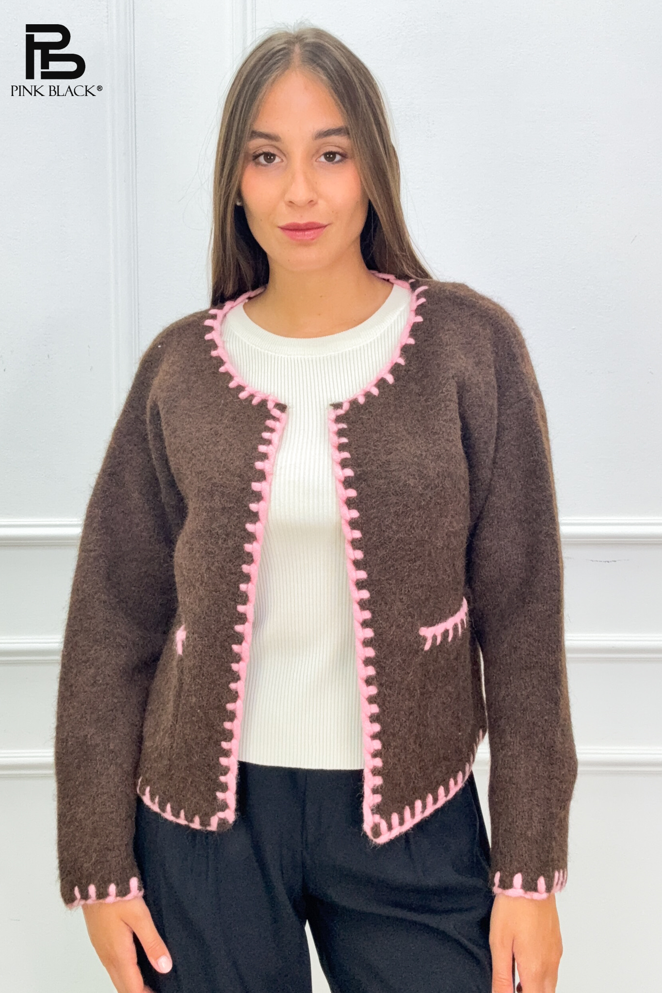 Kurze Cardigan ohne Verschluss