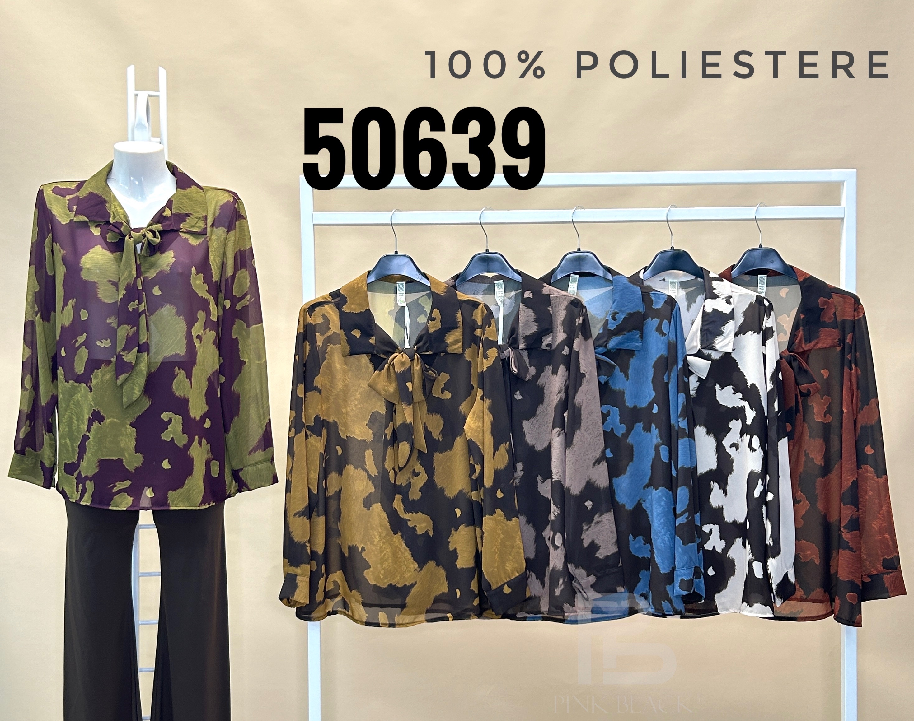 Bluse mit Kragen und Schleife