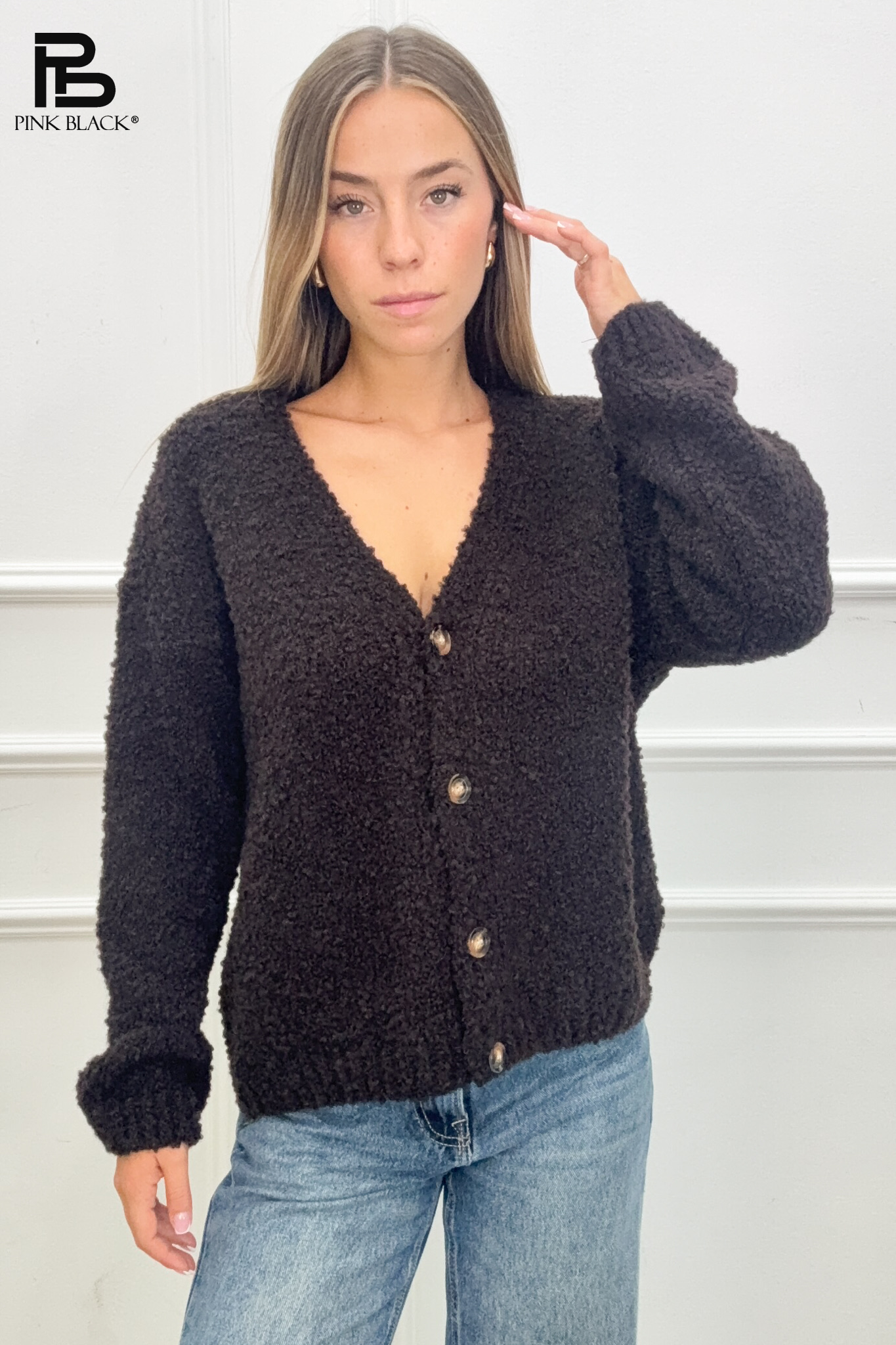 Cardigan mit V‑Ausschnitt und Knöpfen