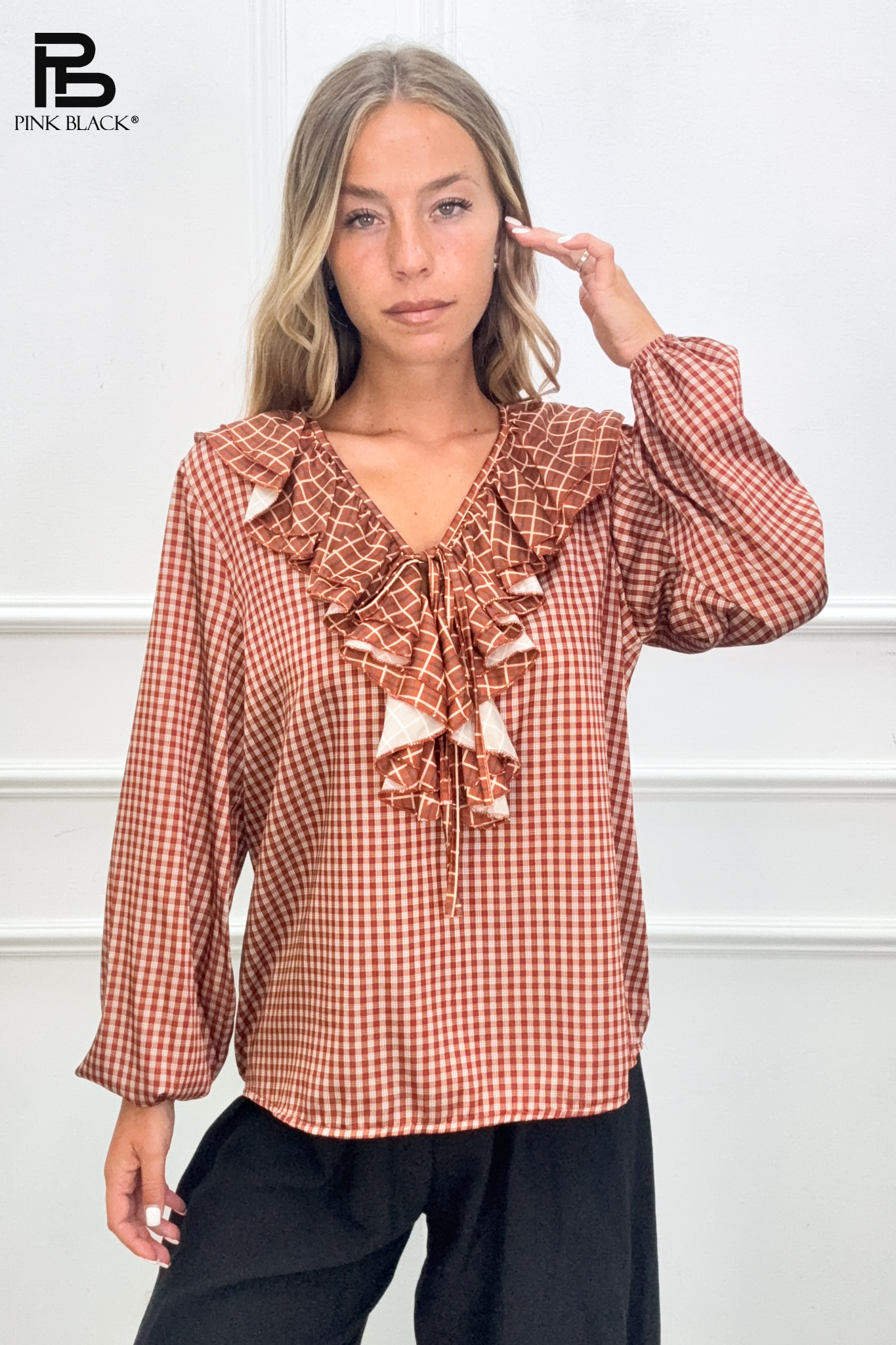 Legere Bluse mit Rüschen