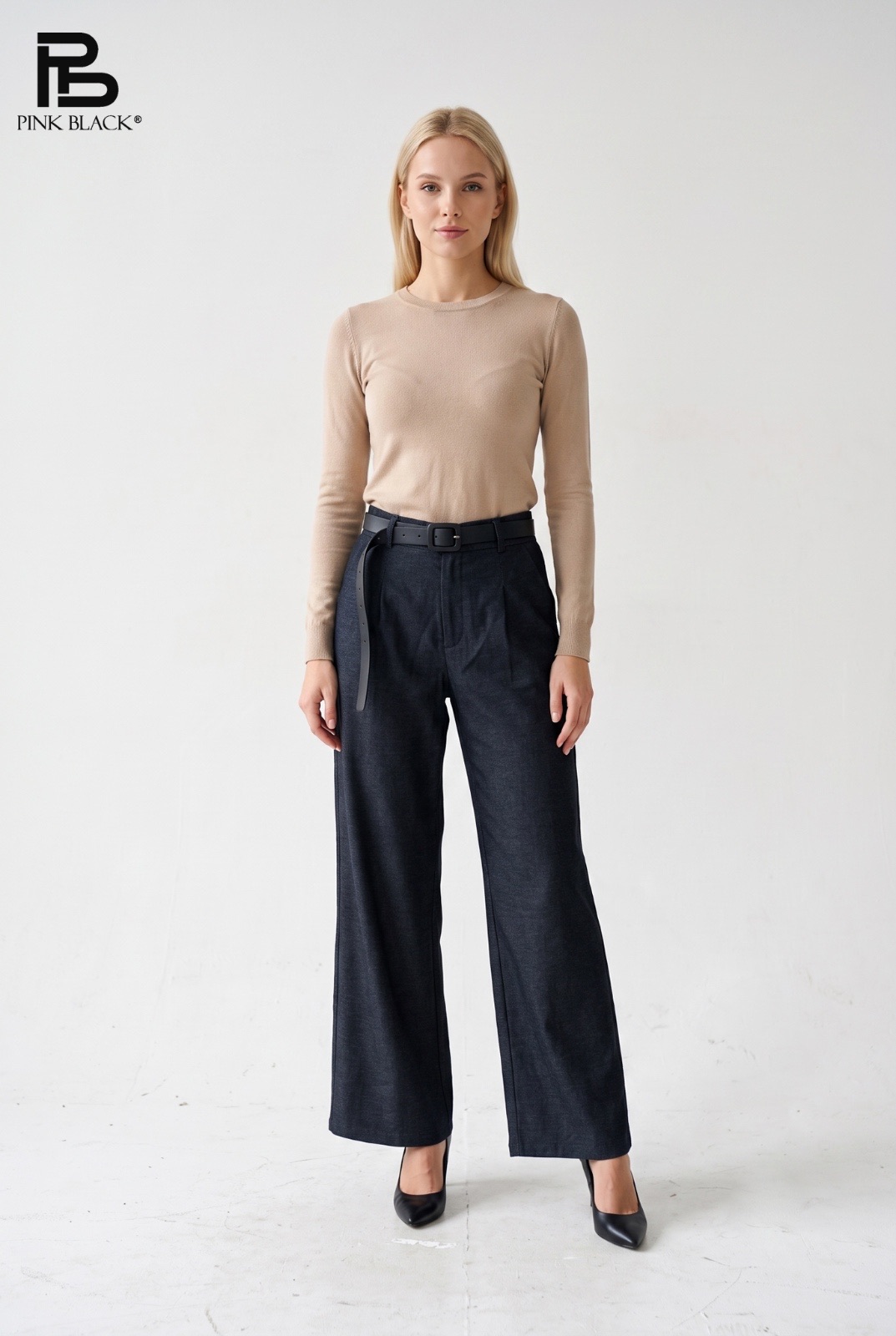 Weite Hose mit hoher Taille