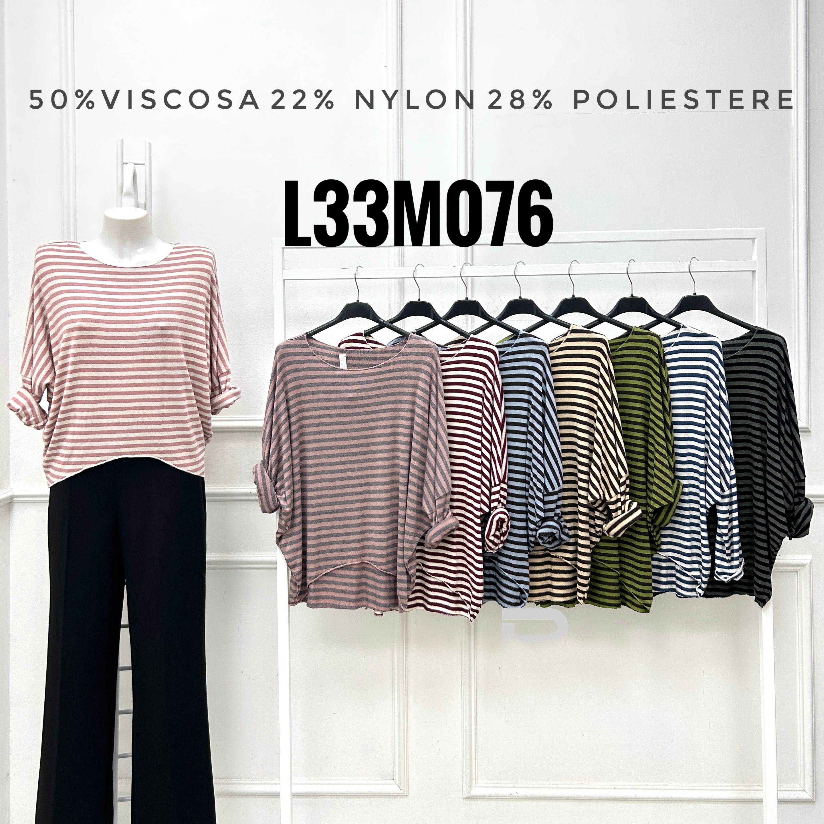 Lockeres gestreiftes T‑Shirt