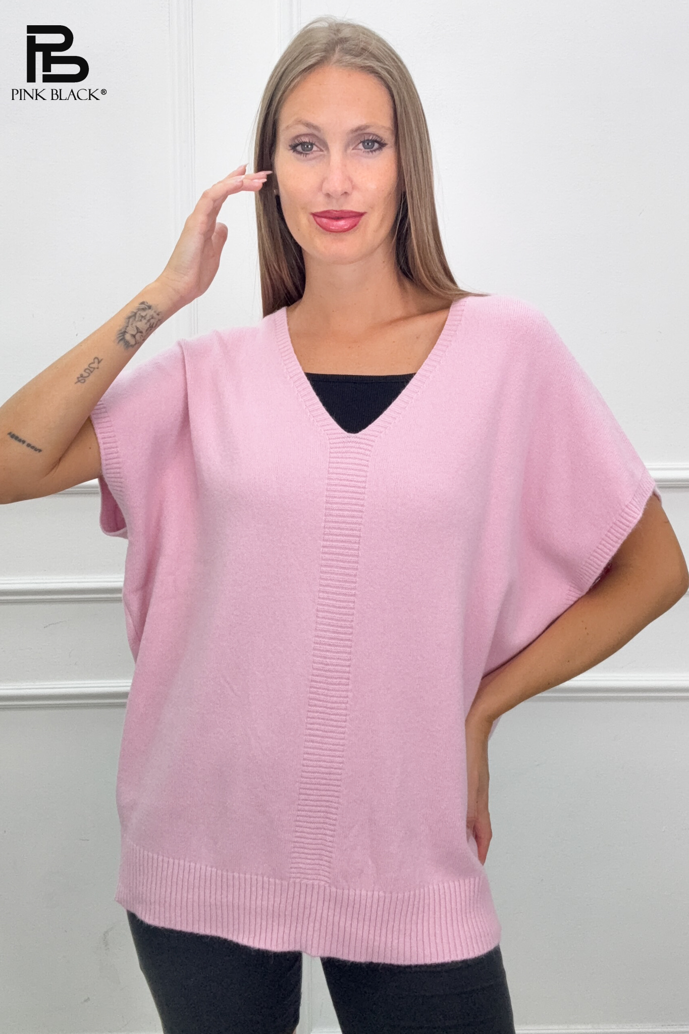 Lockerer V‑Neck Pullover — Kurzarm