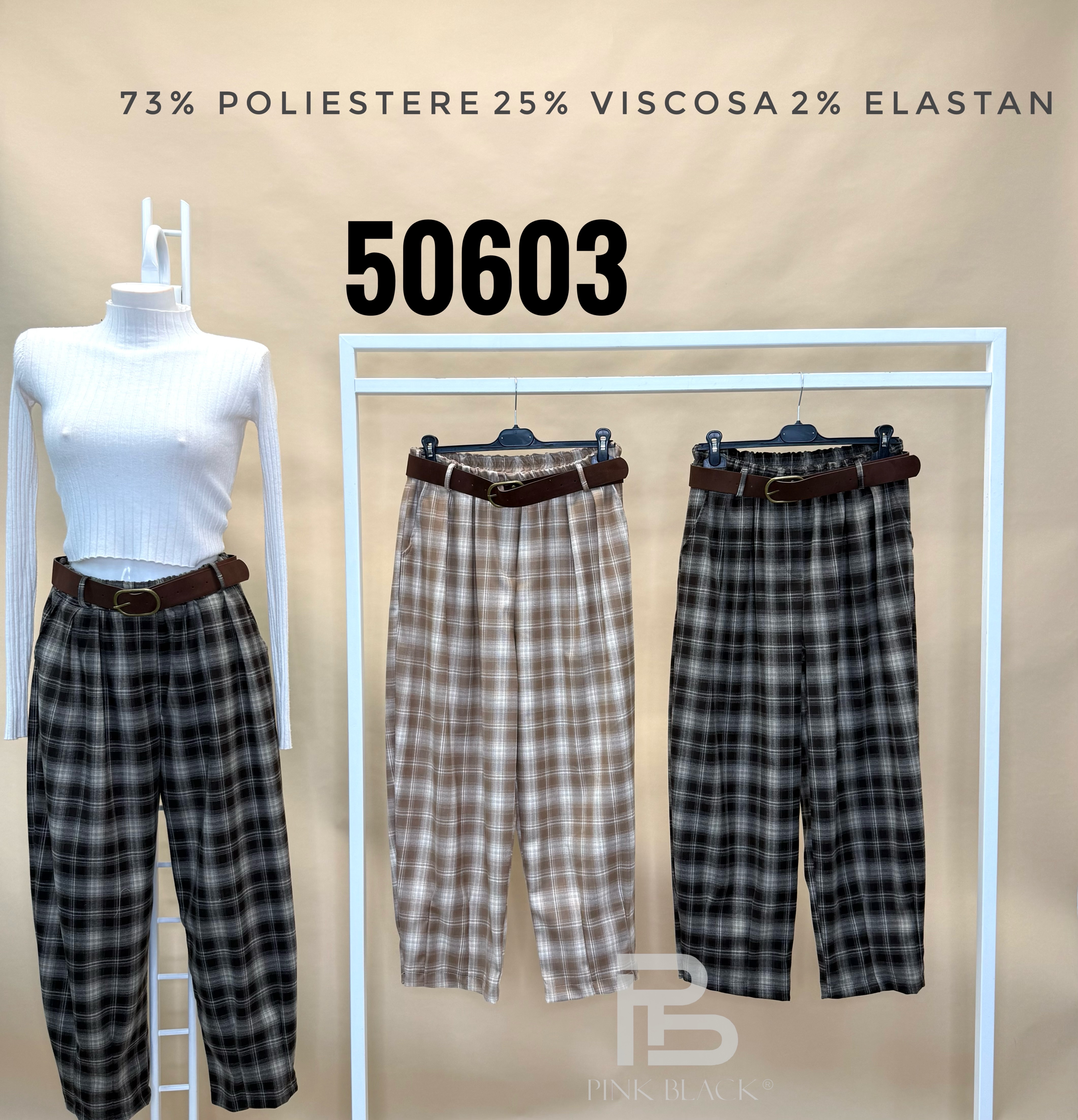 Weite Karohose