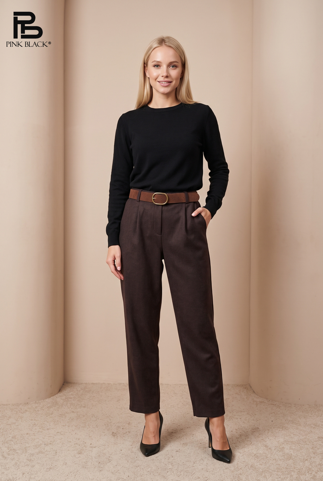 Gerade Hose mit Gürtel