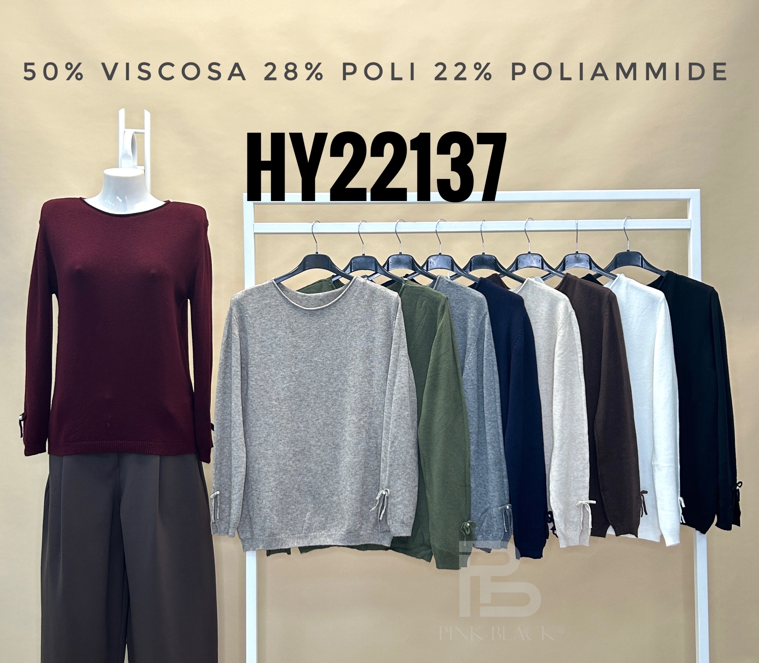 Pullover mit Rundhals und Bändchen