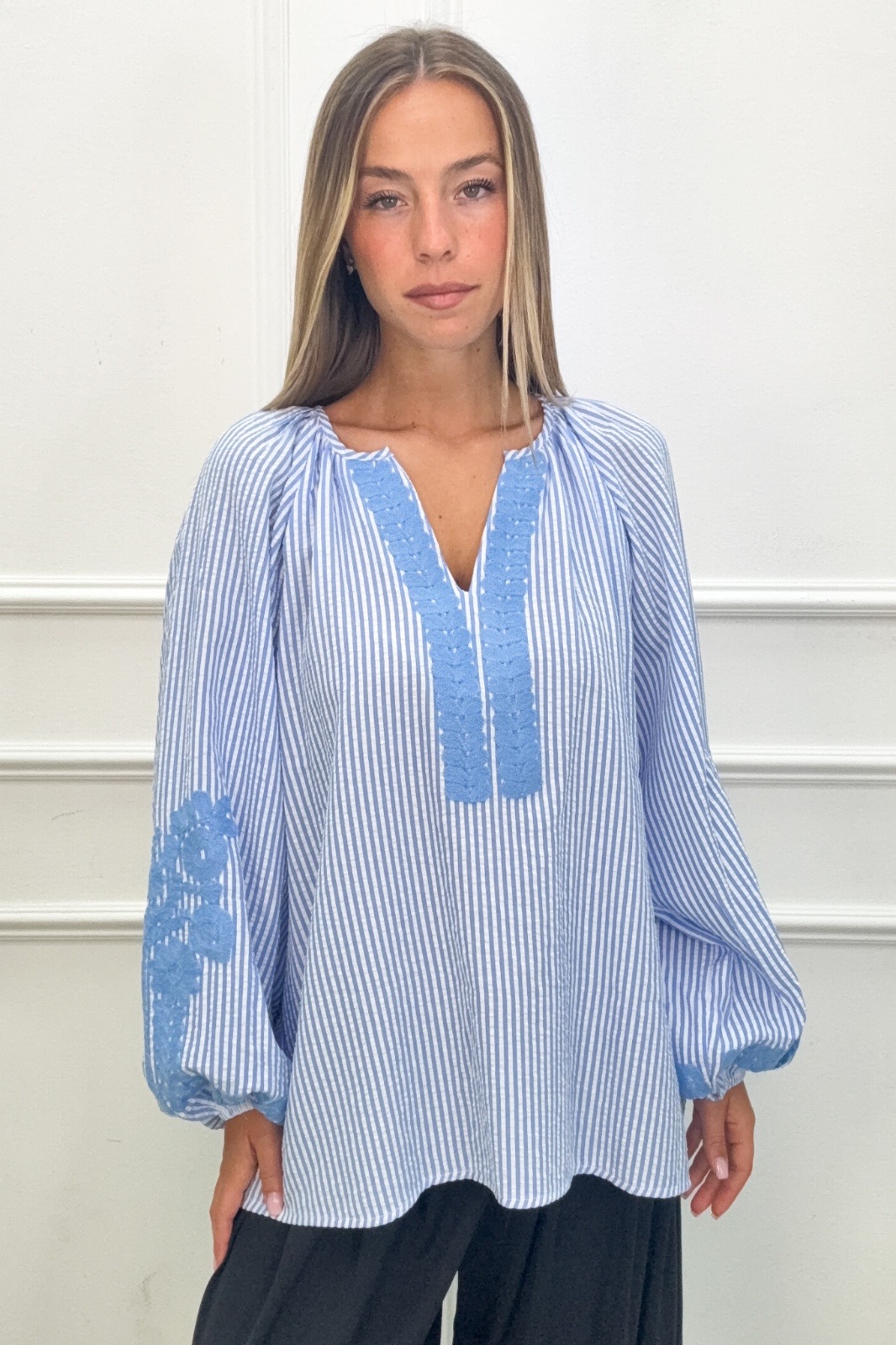 Lockere Bluse mit V‑Ausschnitt