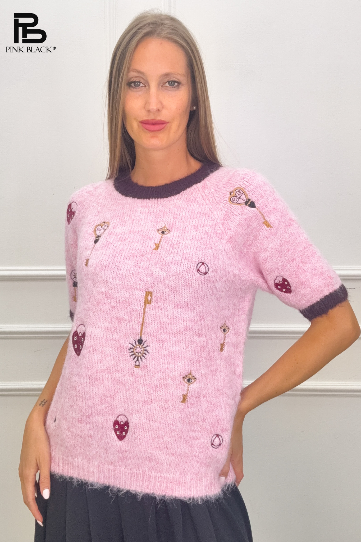 Kurz geschnittener Regular-Pullover