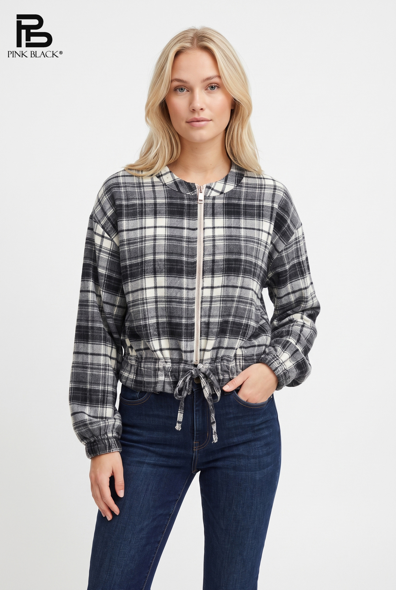 Lässige Bluse bis zur Hüfte
