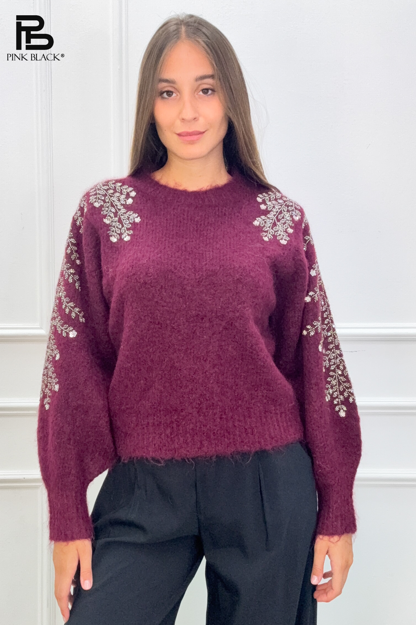 Flauschiger Pullover mit Pailletten