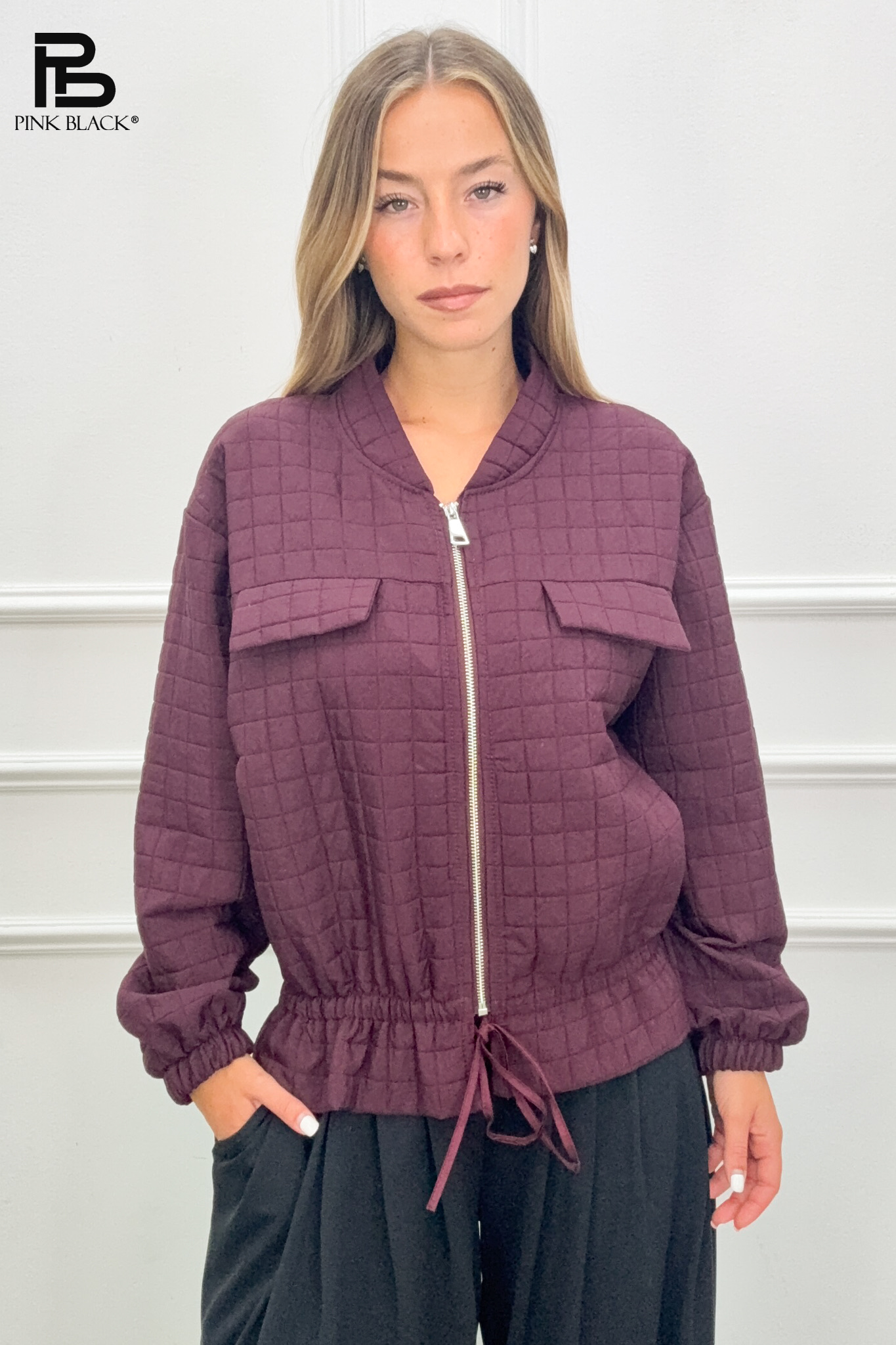 Steppjacke mit Kordelzug in der Taille