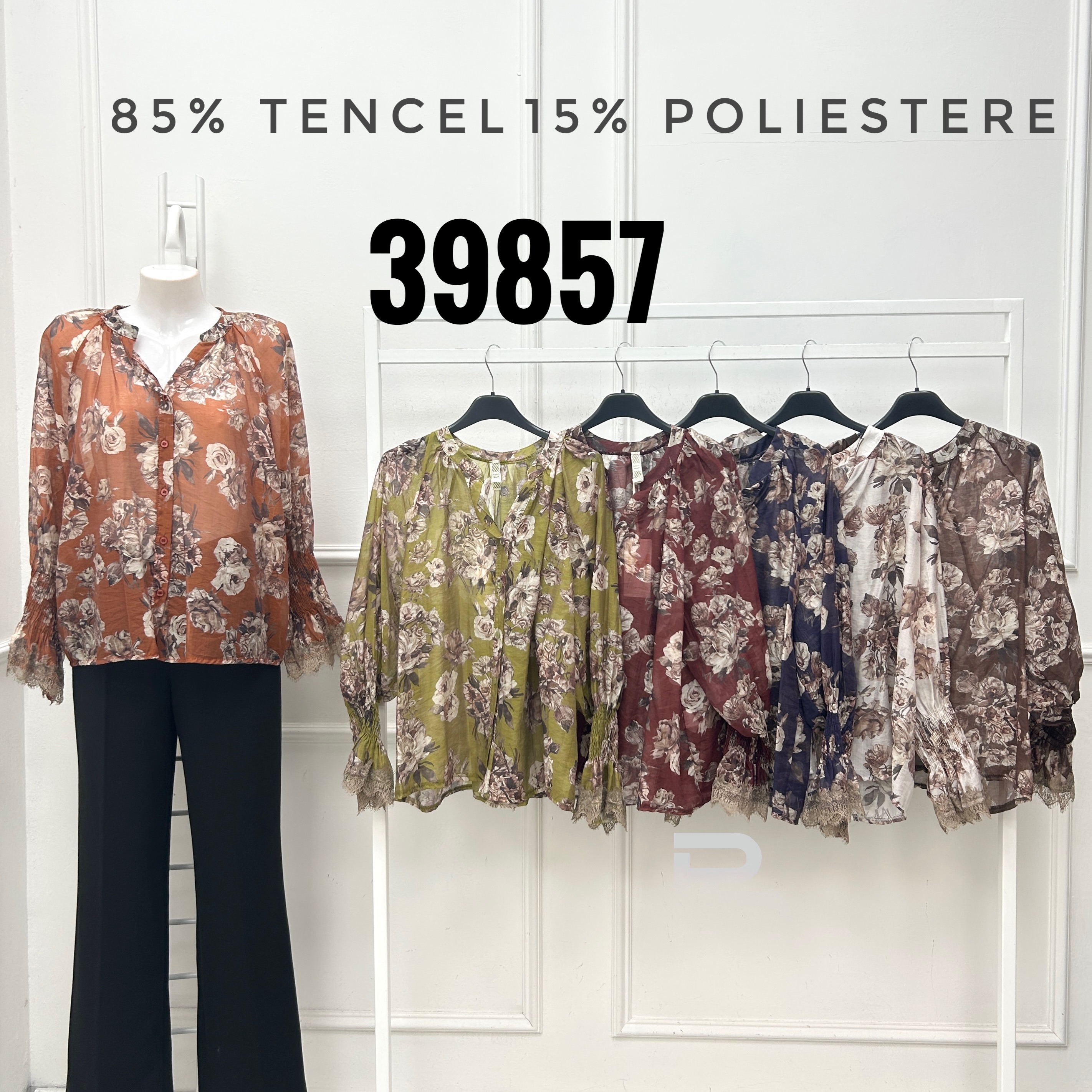 Locker sitzende Bluse mit Spitze