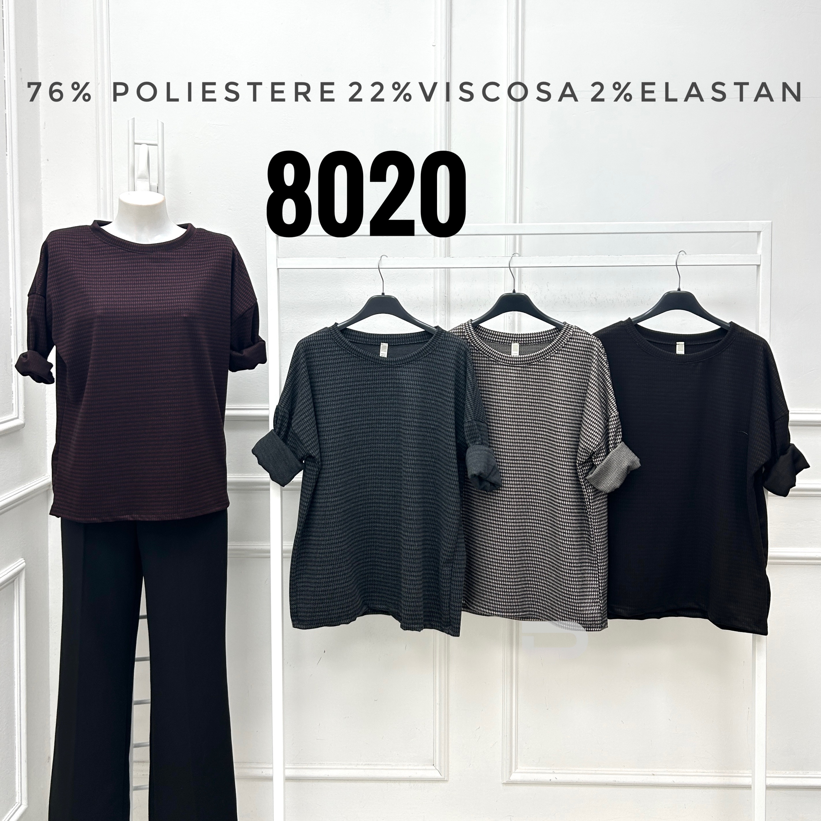 Lockeres Oberteil mit Mikro-Muster