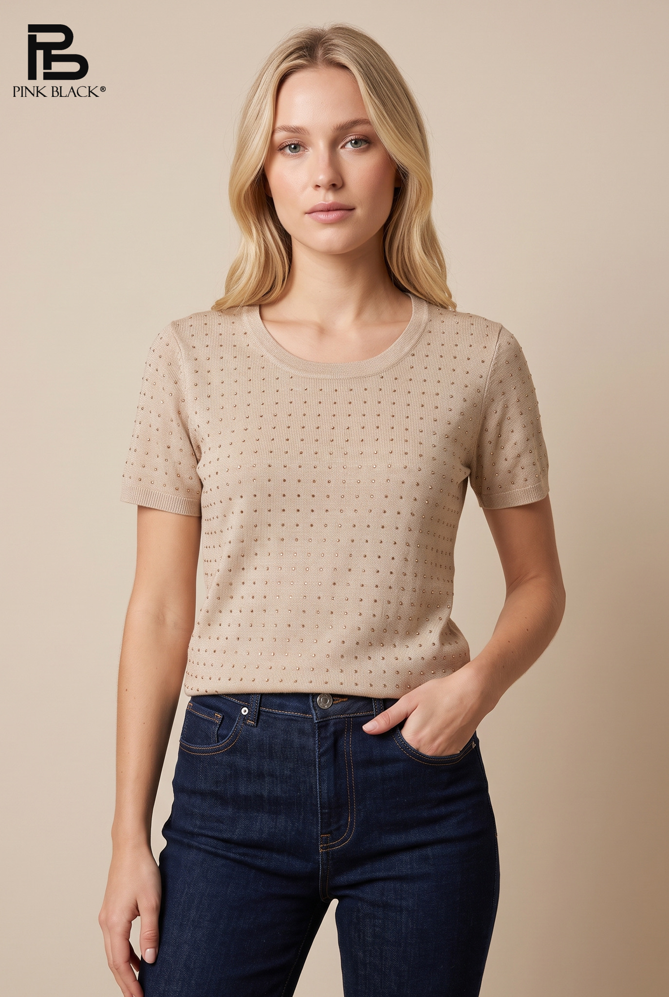 Figurbetonter Kurzarmpullover