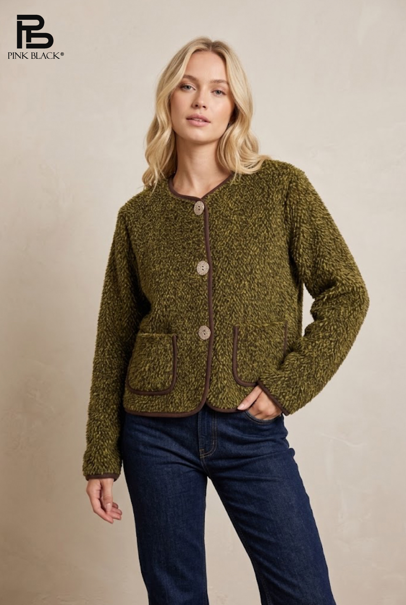 Kurze Bouclé-Jacke