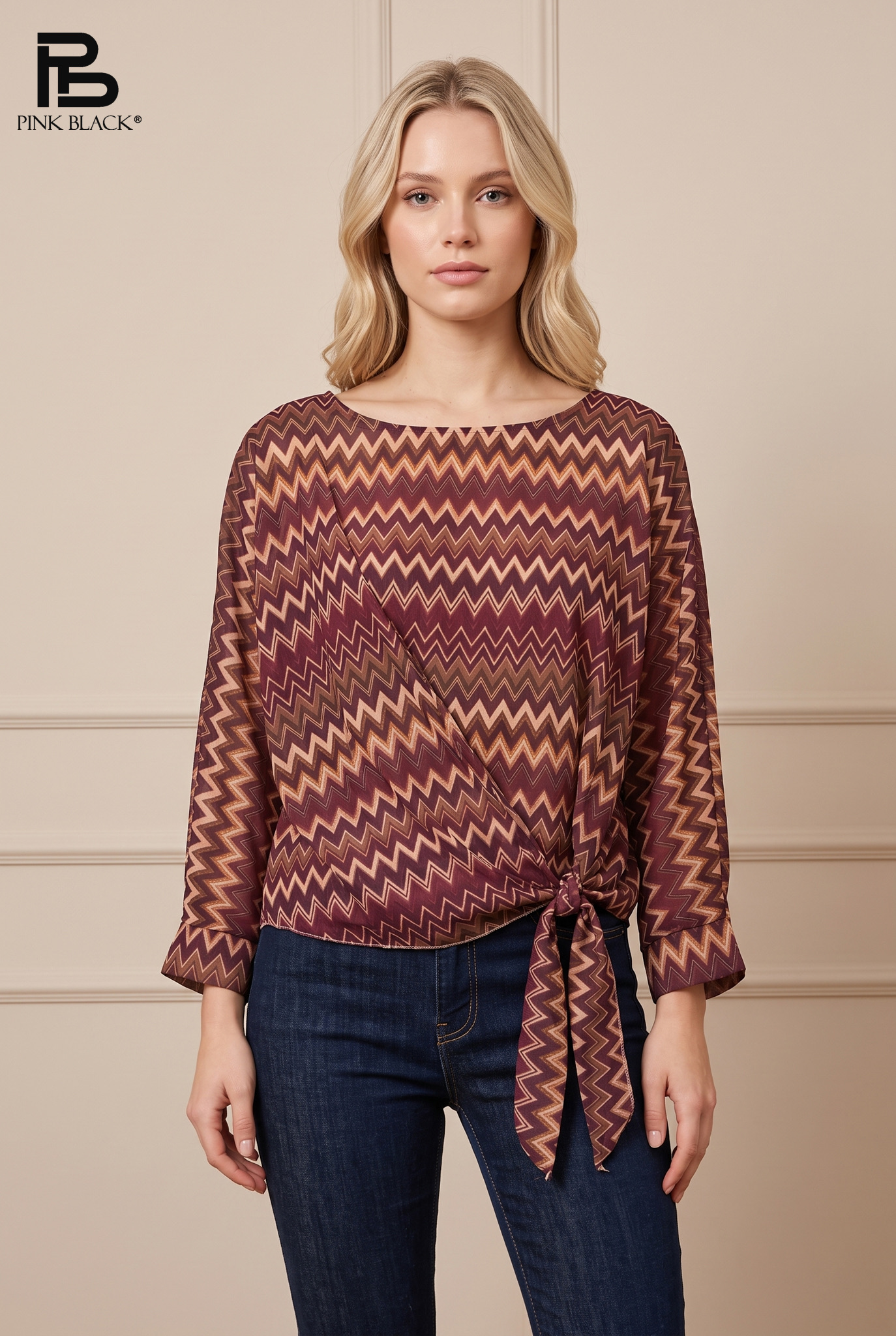 Locker sitzende Bluse mit Bindetail