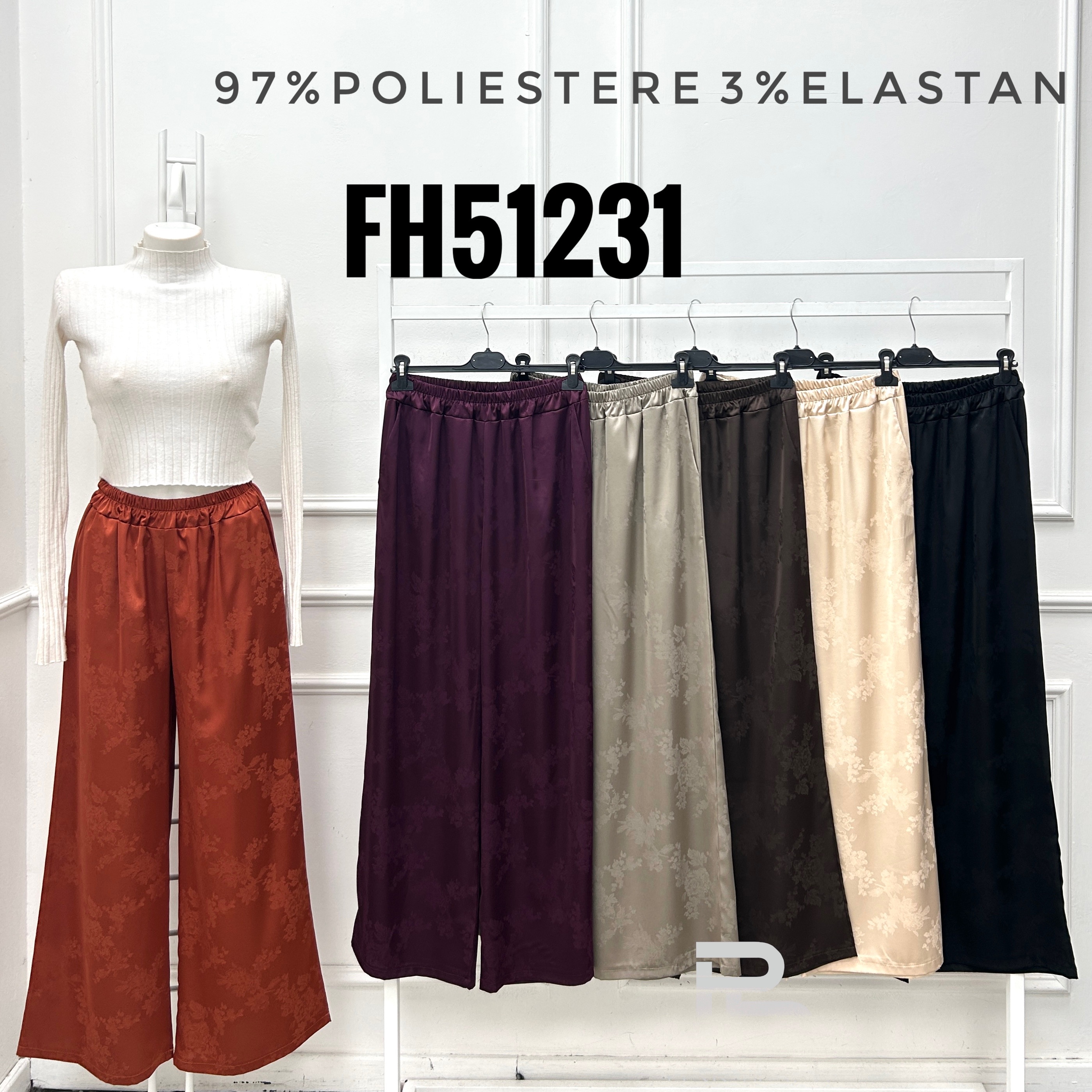 Satinhose mit weitem Bein