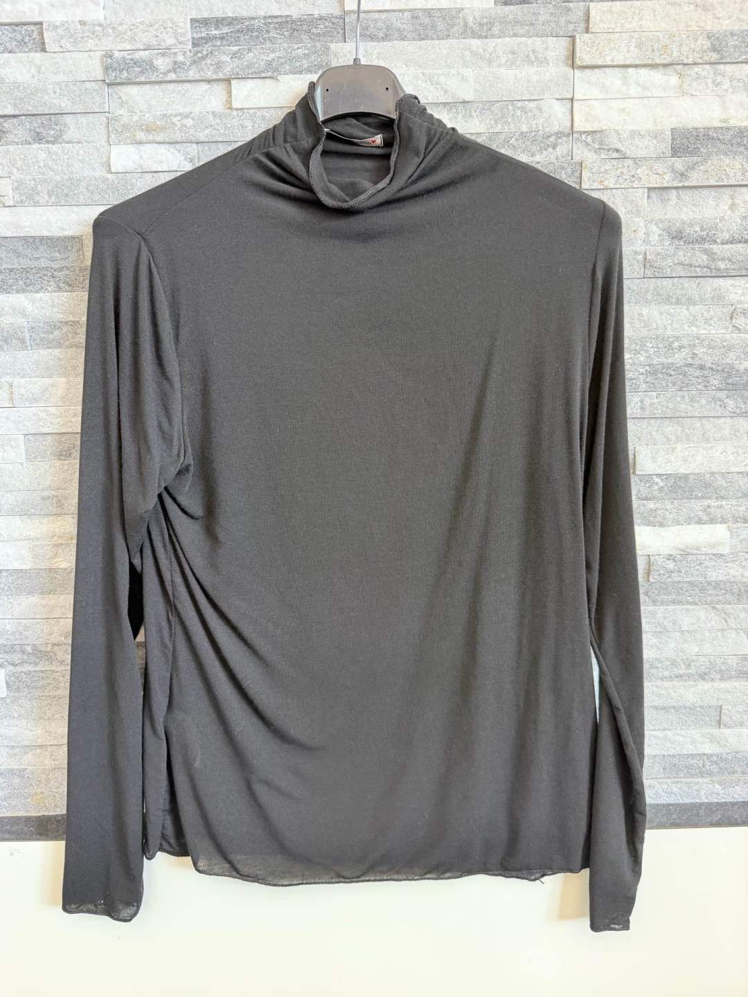 Figurbetontes Rollkragen-Shirt