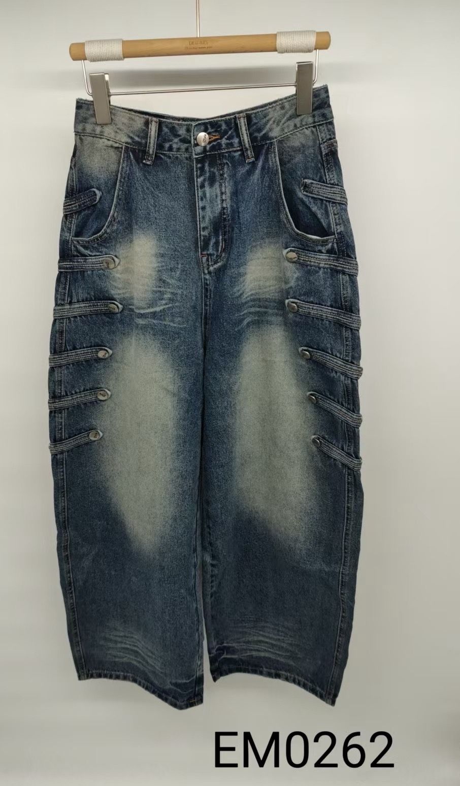 Jeans mit weitem Bein