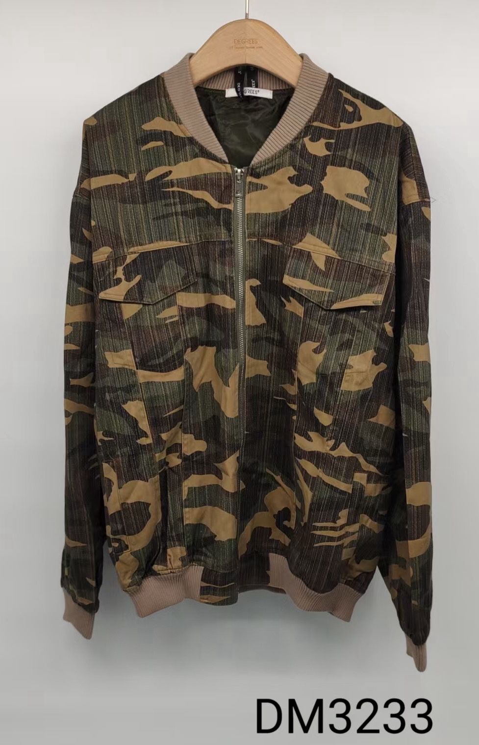 Camo-Bomberjacke mit Stehkragen