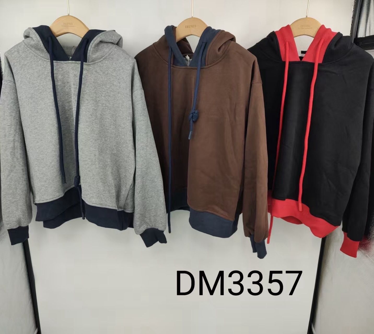 Lockerer Kapuzenpullover