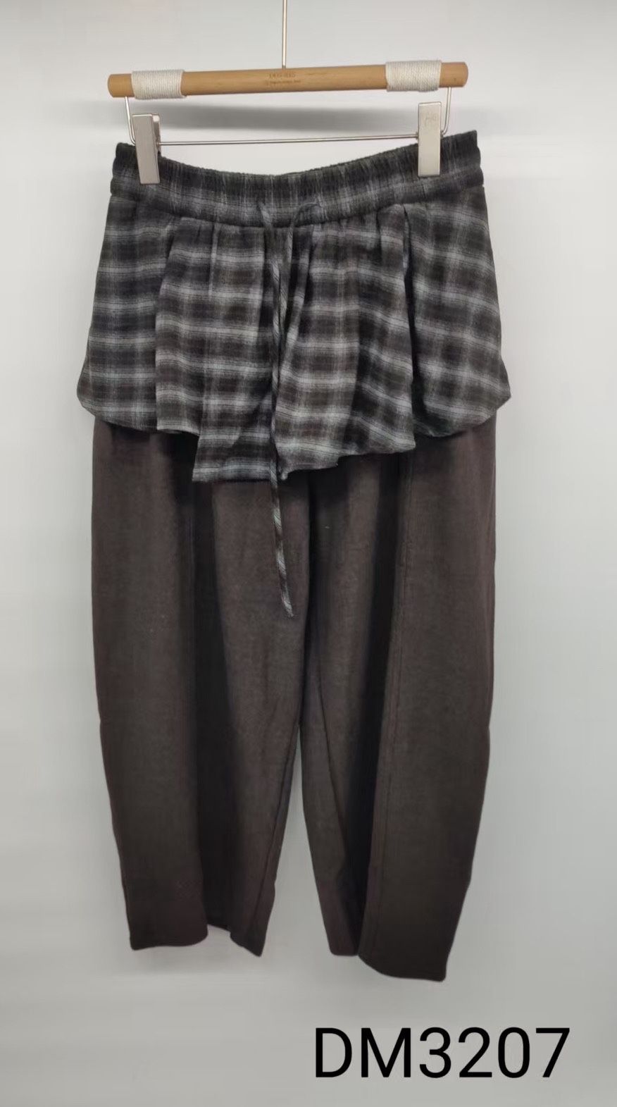 Lässige Karohose