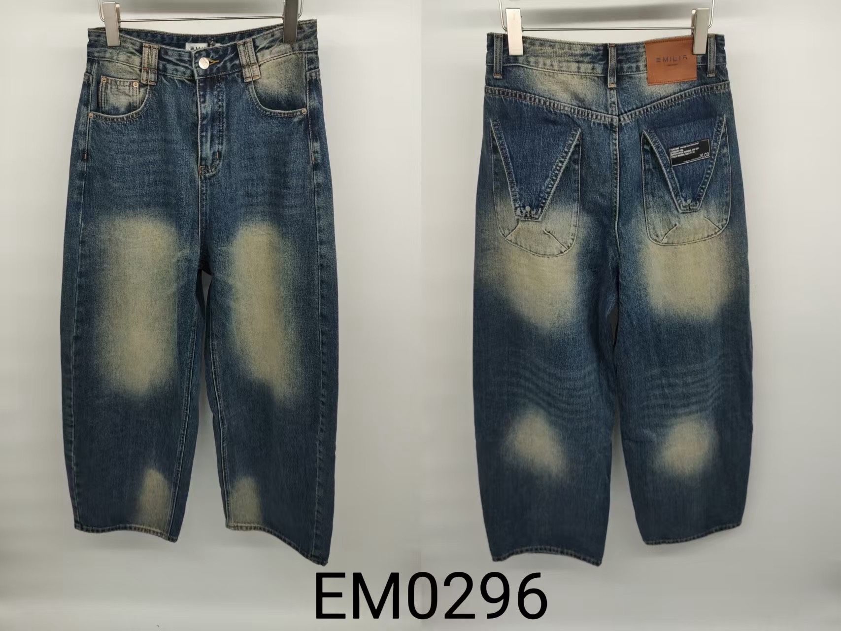 Jeans mit hoher Taille und weitem Bein