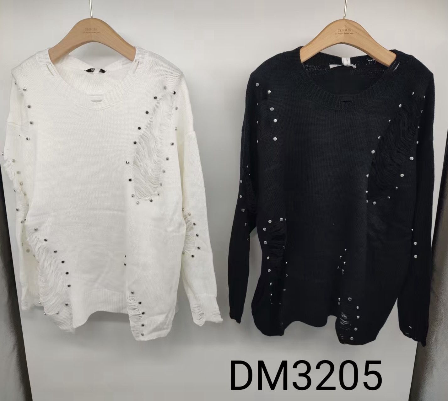 Lockerer Pullover mit Fransen
