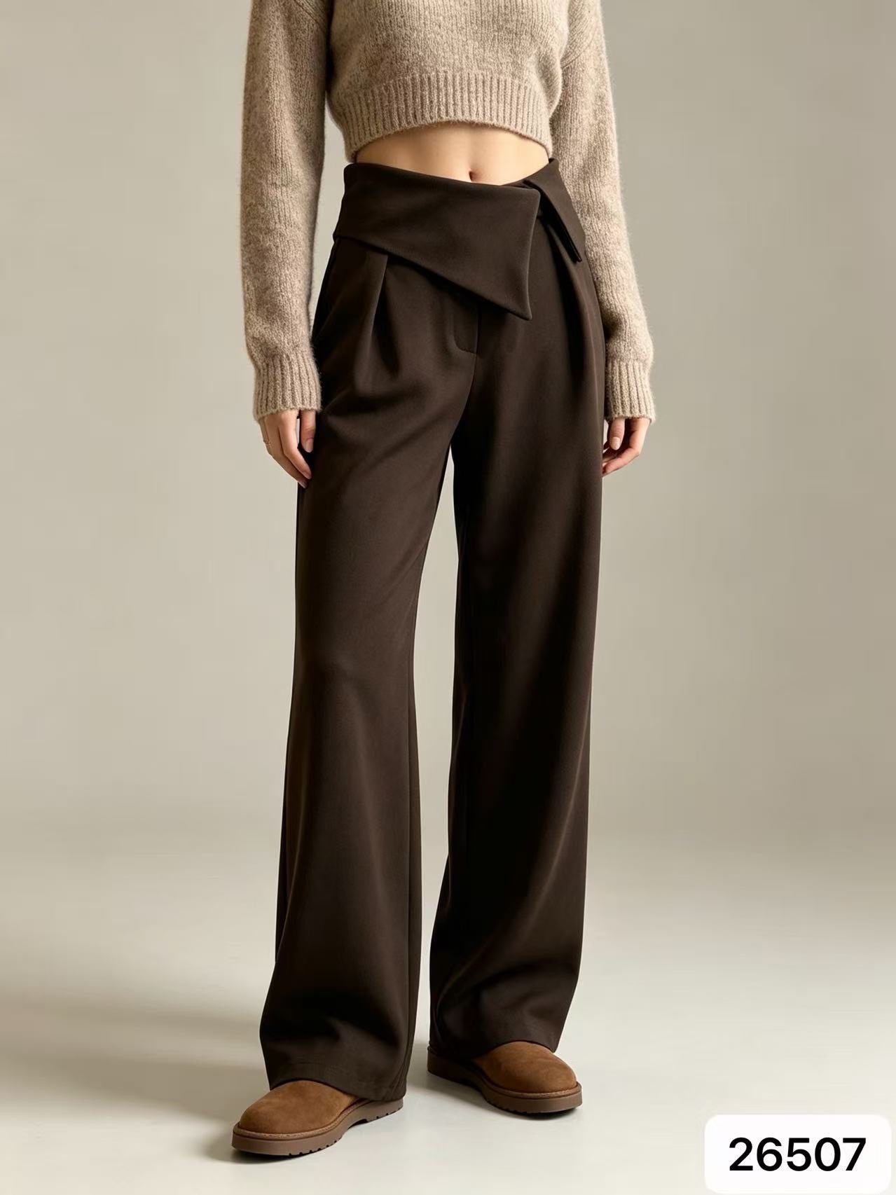 Regular-Hose mit weitem Bein