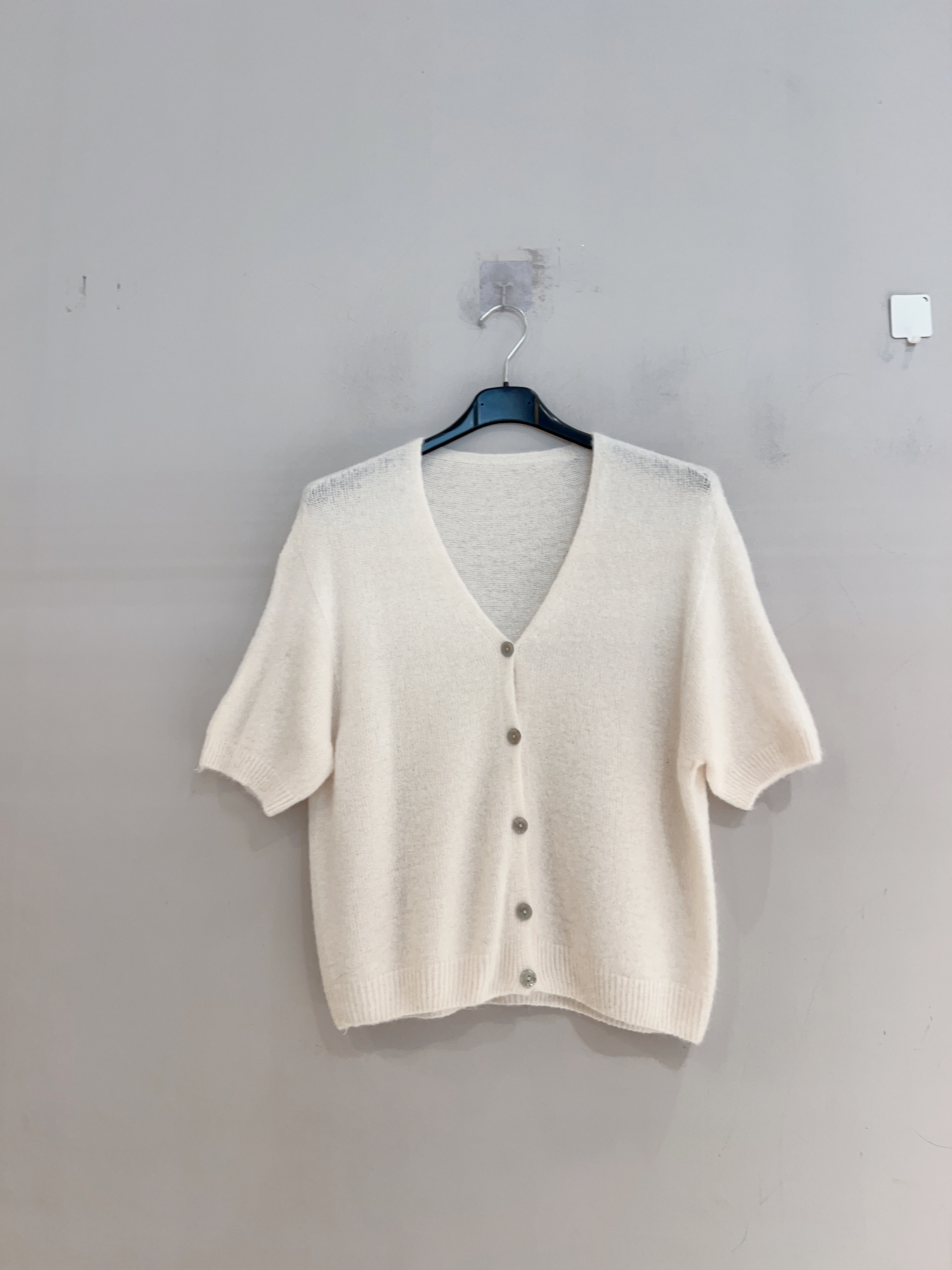 Kurzer, flauschiger Cardigan