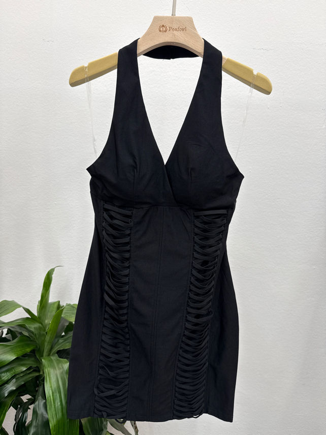 Figurbetontes Mini‑Kleid mit V‑Ausschnitt