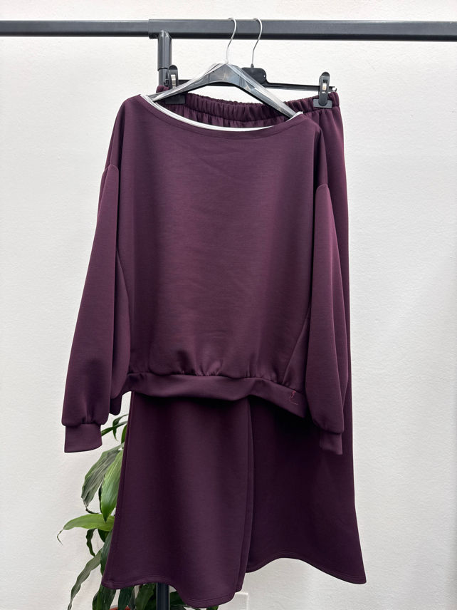 Lockeres Set — Bermudas und Sweatshirt